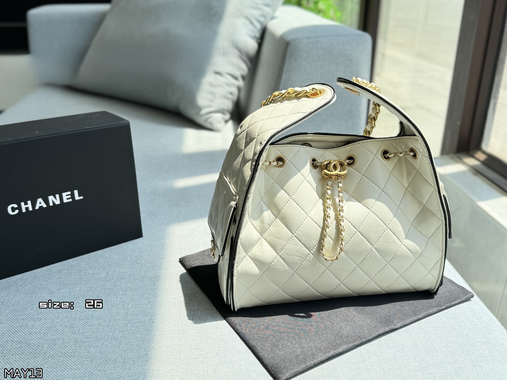 Chanel 26S Small 26CM Two-Tone Trim Quilted Smooth Leather Drawstring Bucket Hobo Shoulder Bag - KAIROO