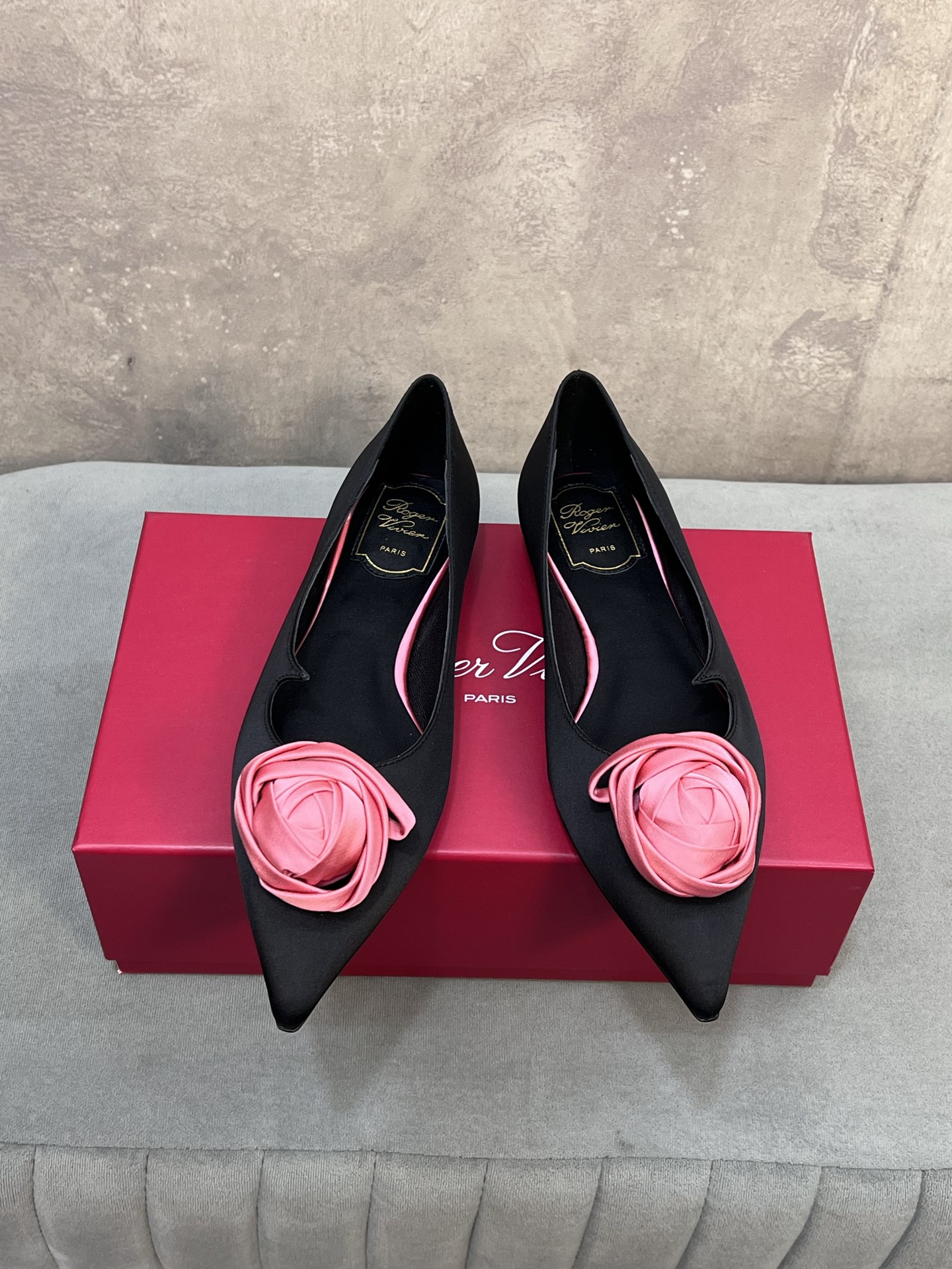 Roger Vivier Rose Vivier Lace Ballet Flat