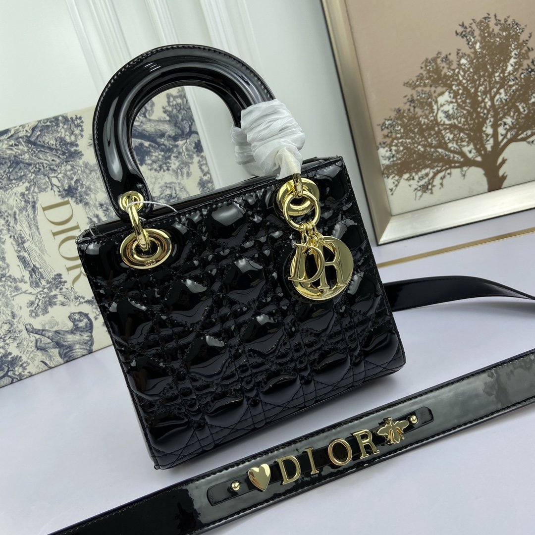 Dior The LADY DIOR Bag MINI Size(17*15*7cm) AAA Quality