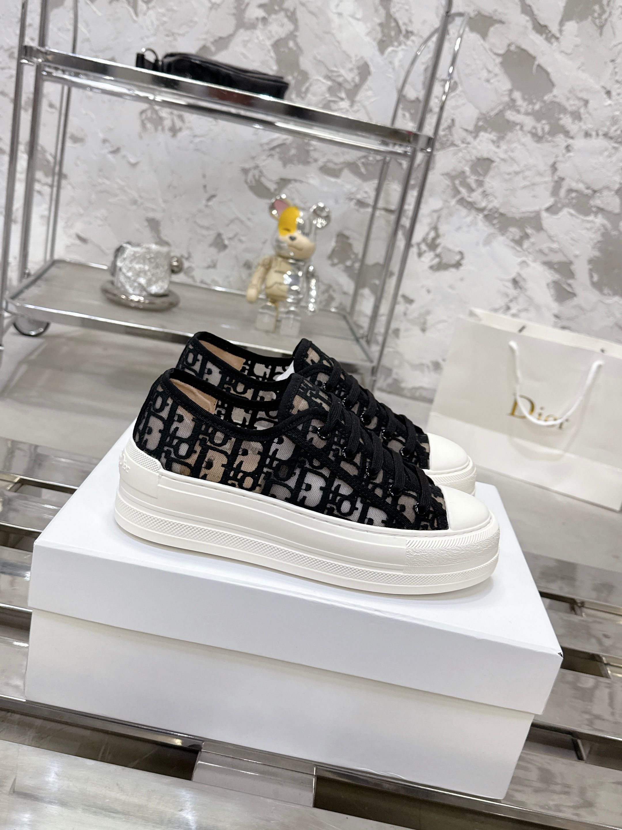 Women's Dior Walk'n Sneaker