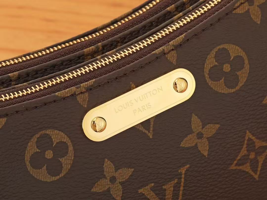 Louis Vuitton lv bags lv new Liv Chette clutch