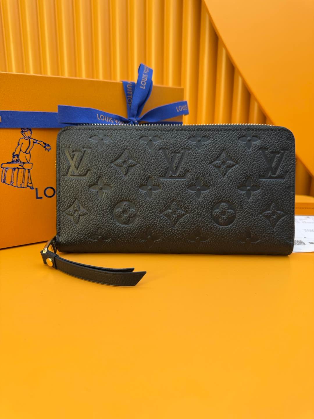 M61864 LV Zippy wallet in Black Monogram Empreinte Leather