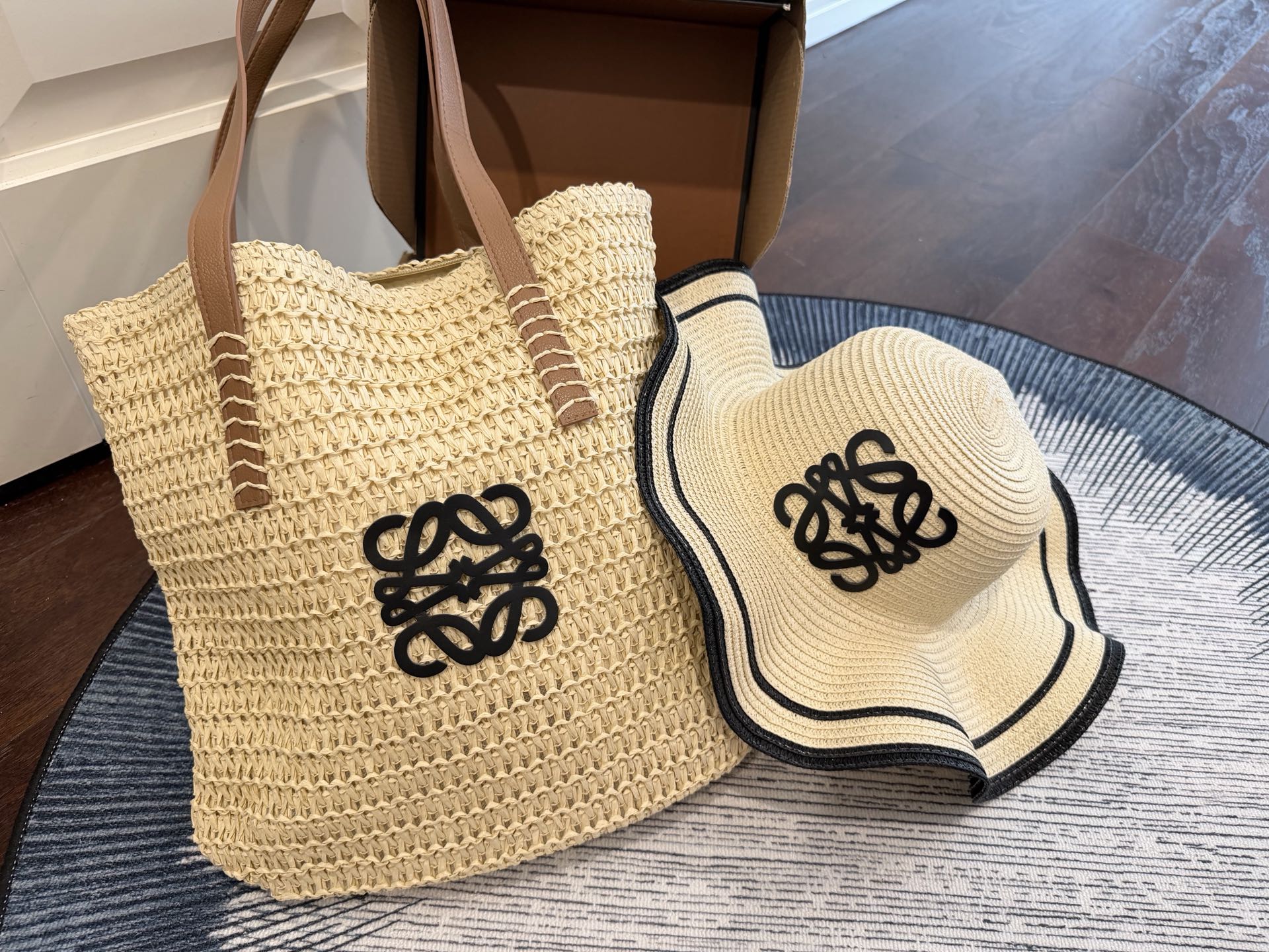 Loewe Straw Anagram Embroidered Raffia Leather Trim Tote Bag & Straw Wave Brim Sun Hat Set - KAIROO
