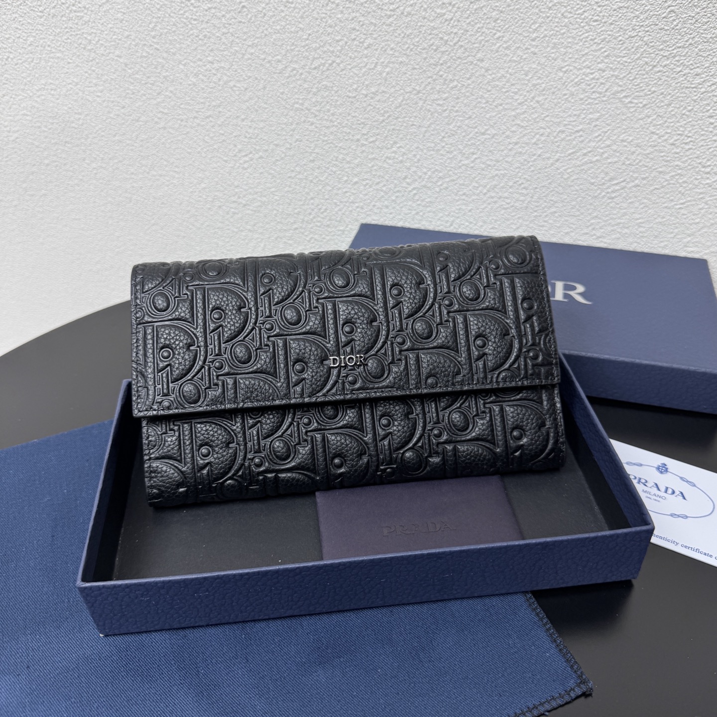 Dior Gravity Long wallet in Black embossed Leather