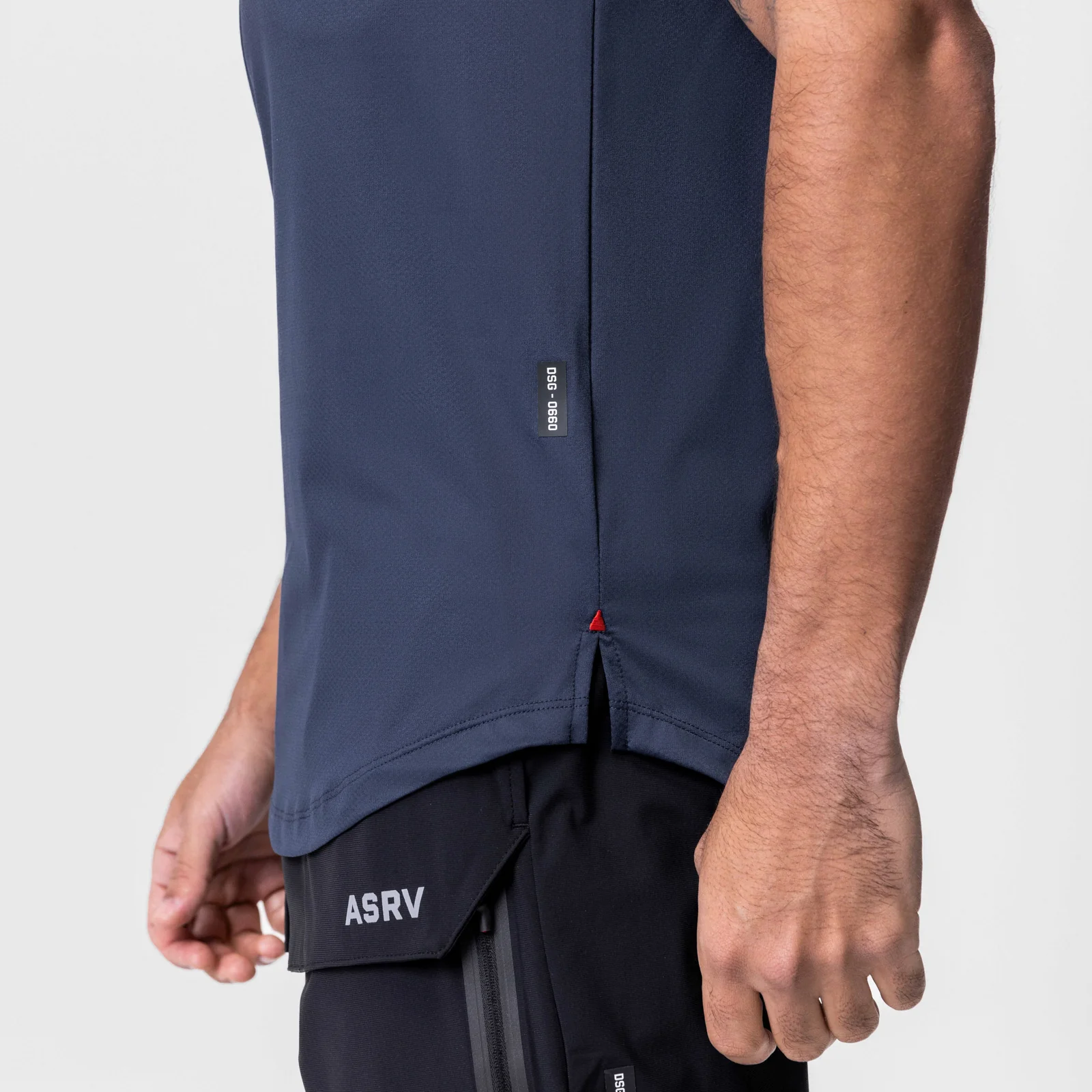 0660. AeroSilver Established Tee - Navy 