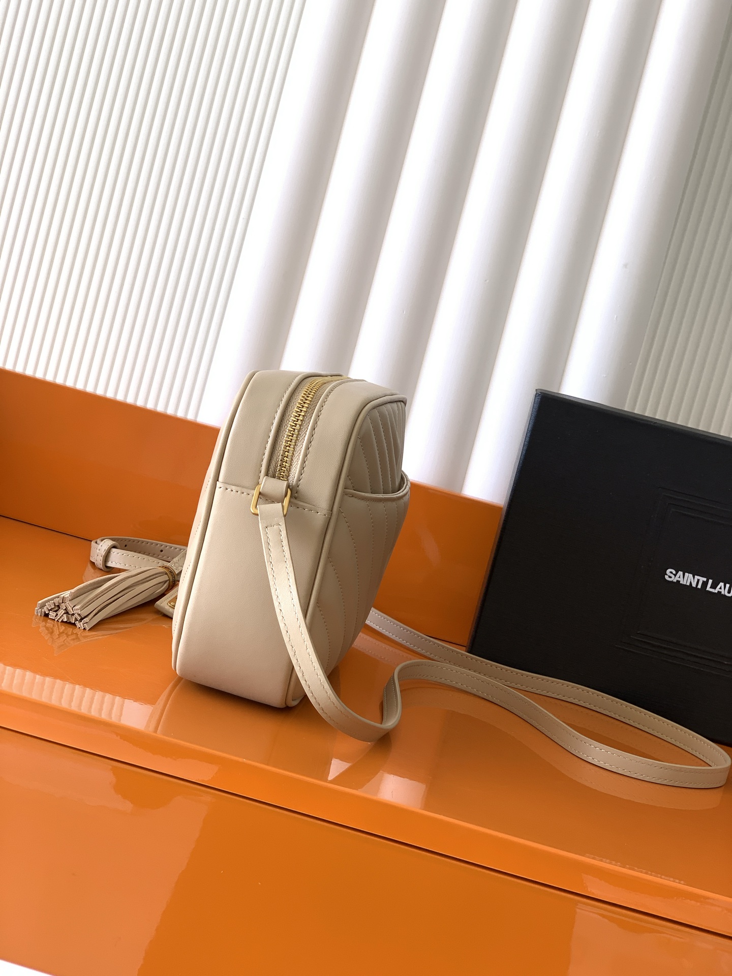YSL Saint Laurent Lou Camera Bag in Quilted leather-Beige