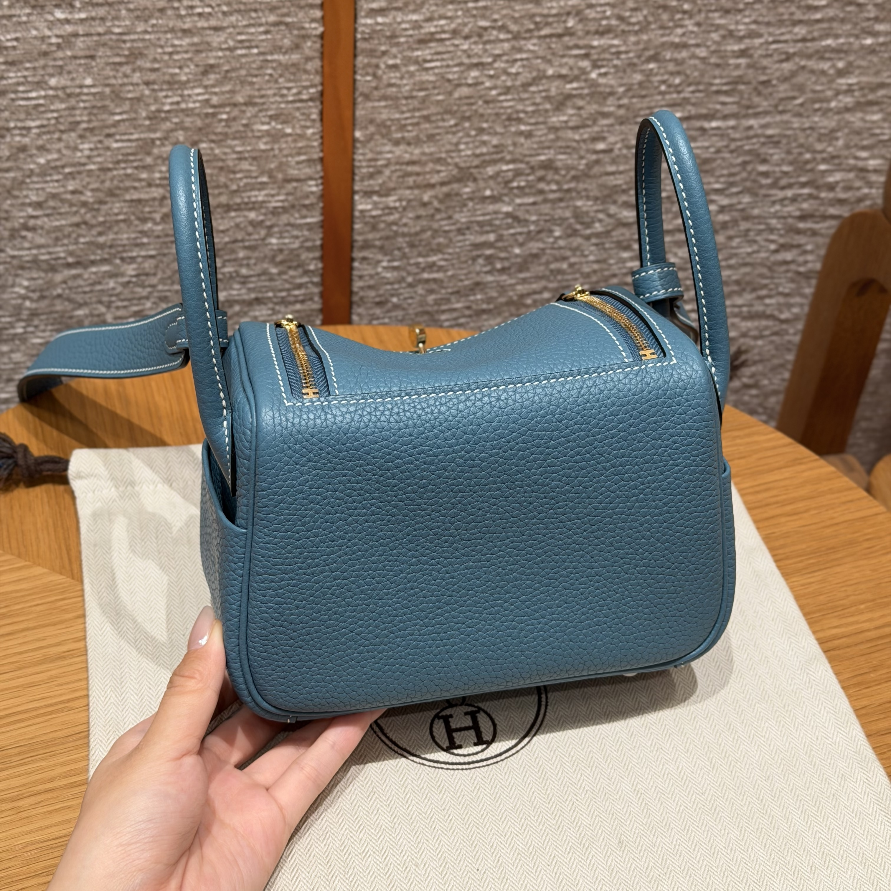 Hermes Blue Jean Clemence Mini Lindy 20