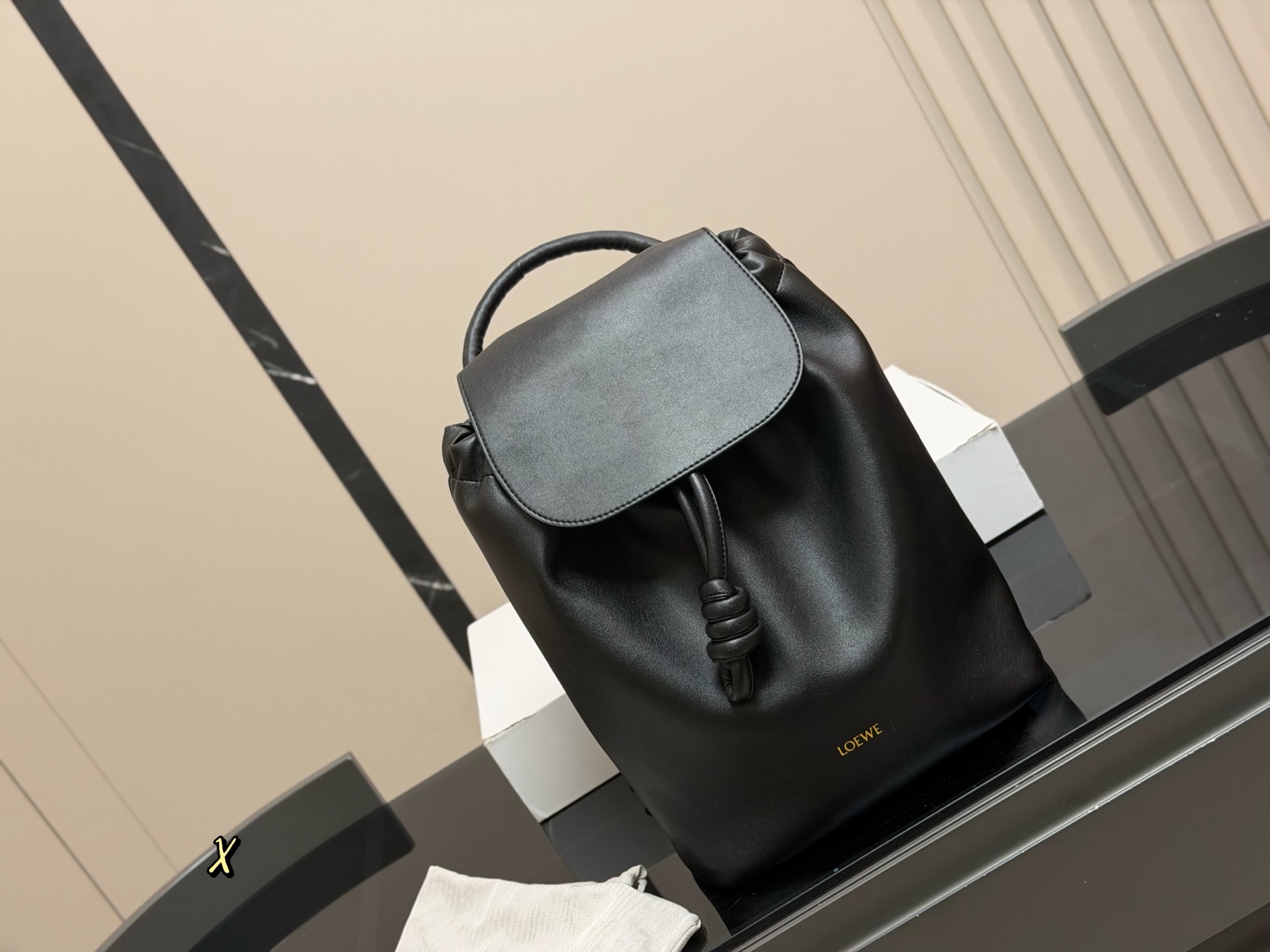 Loewe Flamenco Coiled Knot Drawstring Smooth Leather Flap Top Handle Backpack - KAIROO