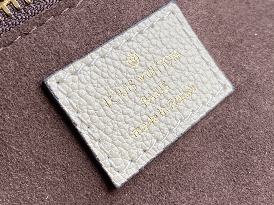 Louis Vuitton LV Neverfull MM m45684