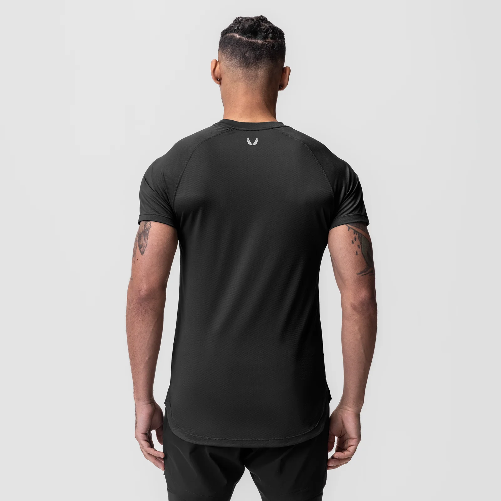 0660. AeroSilver Established Tee - Black 