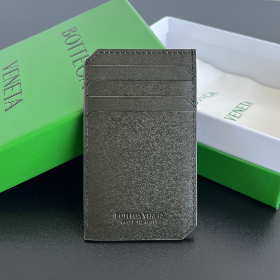 Bottega Veneta Small Vertical Card Holder Wallet in Dark Green Intreccio Leather