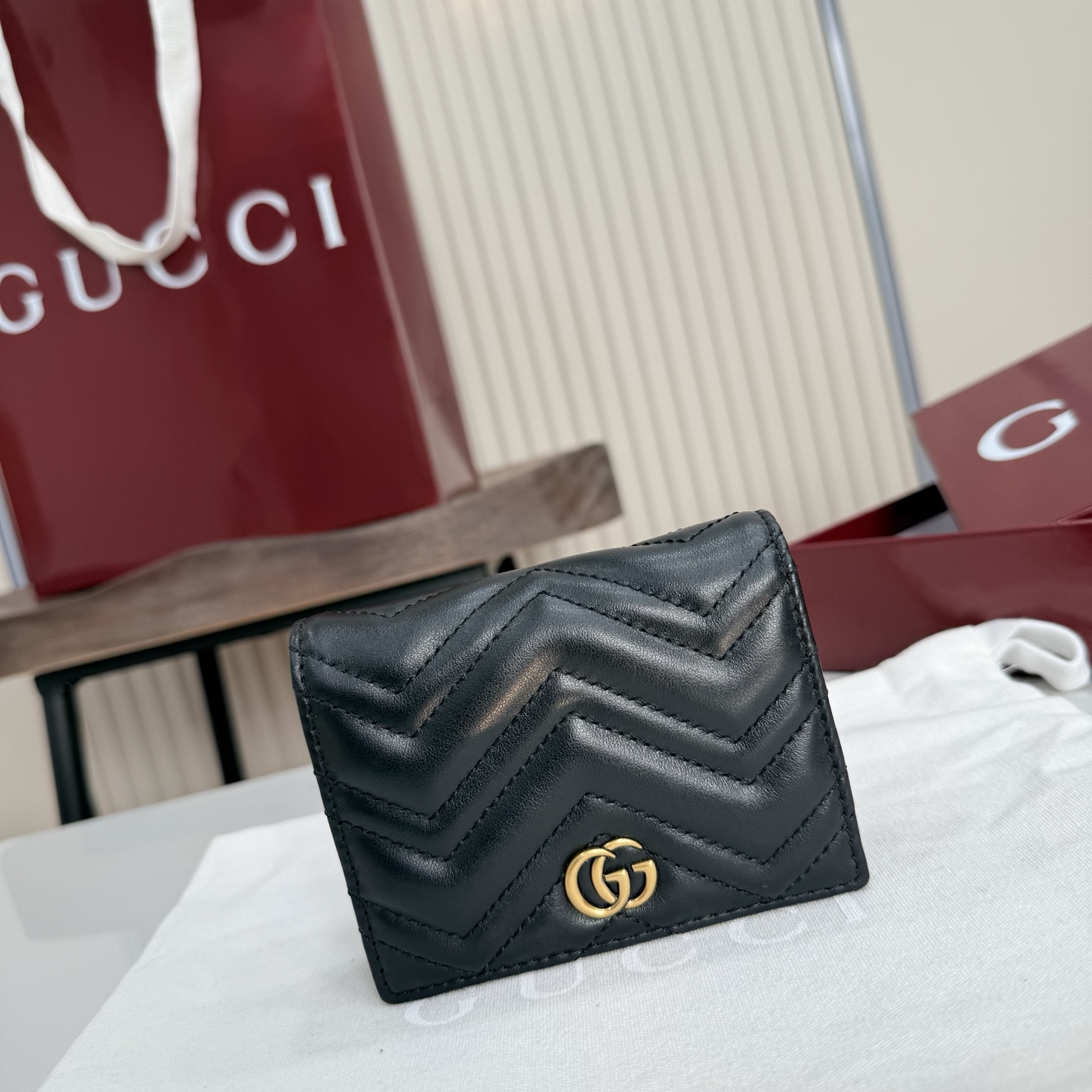Gucci GG Marmont card case wallet 466492