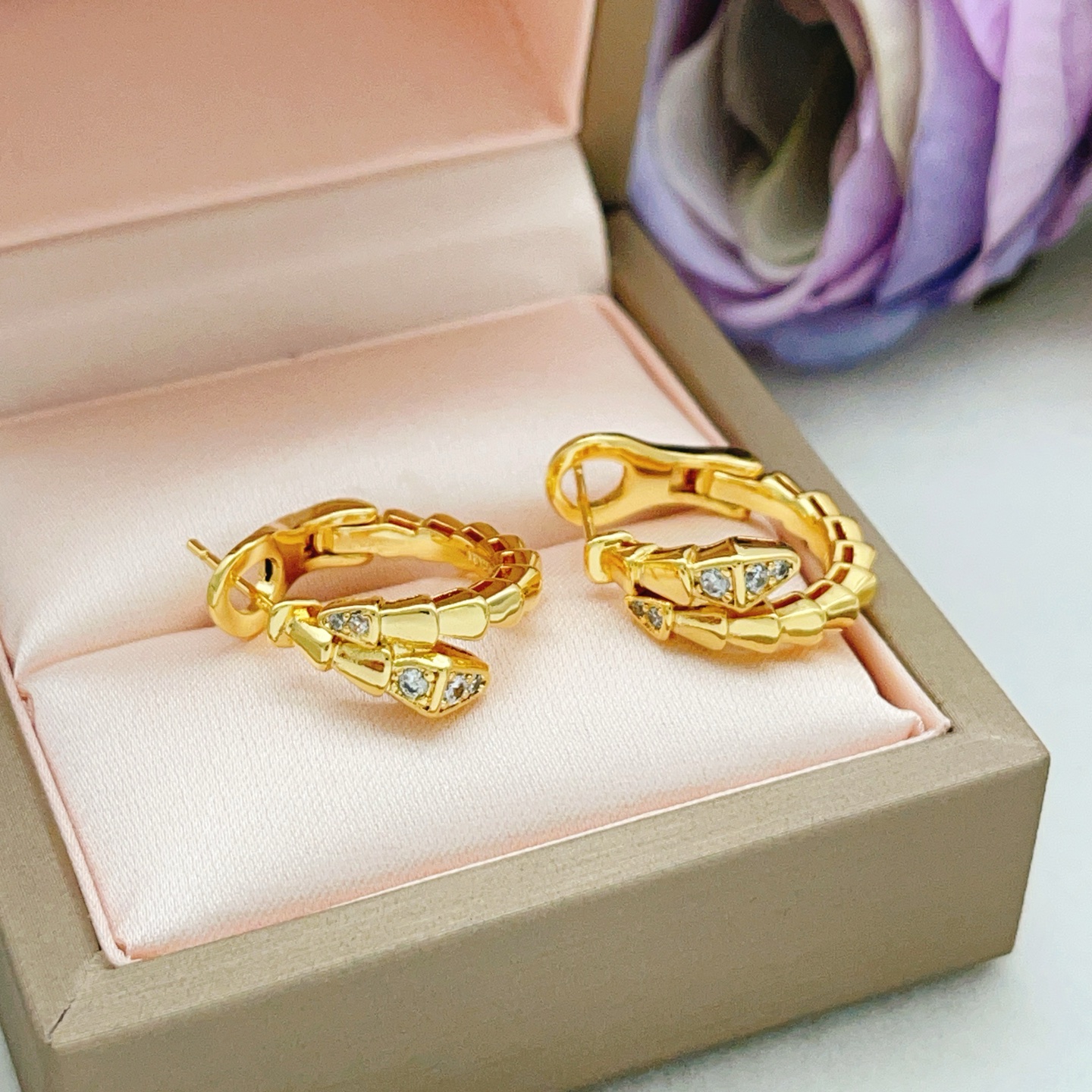 Bvlgari Fashion Serpenti Earrings