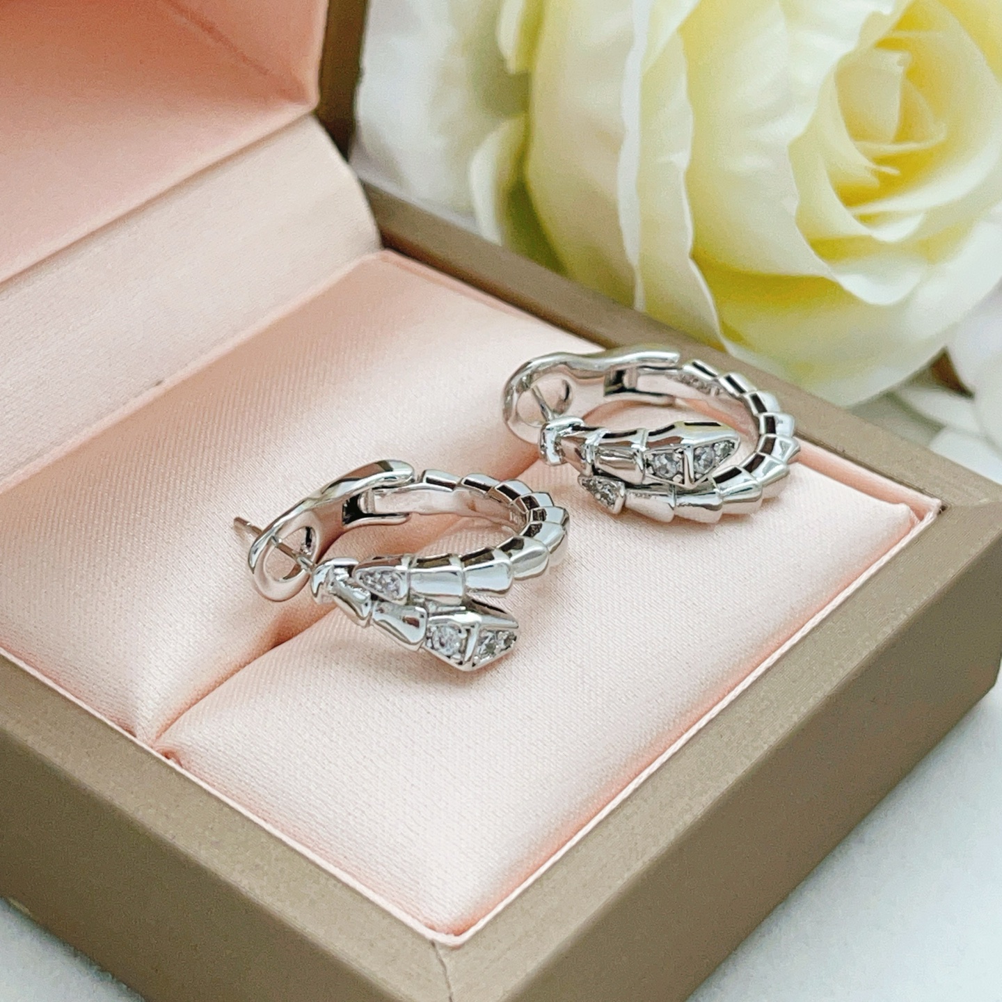Bvlgari Fashion Serpenti Earrings