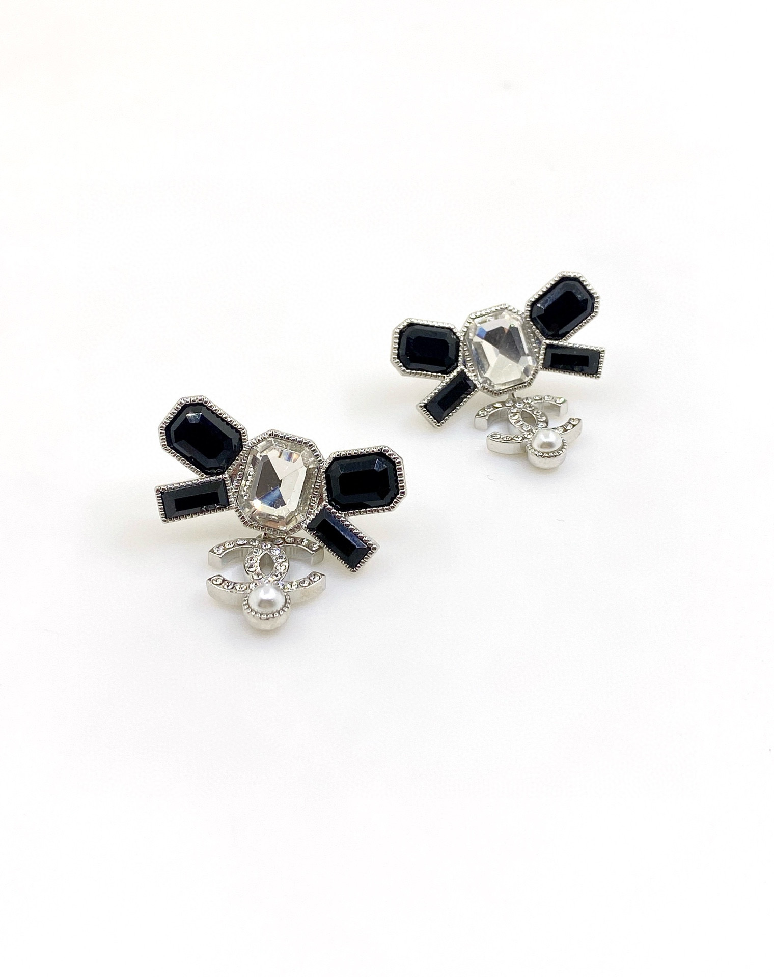 Chanel Fashion Earrings