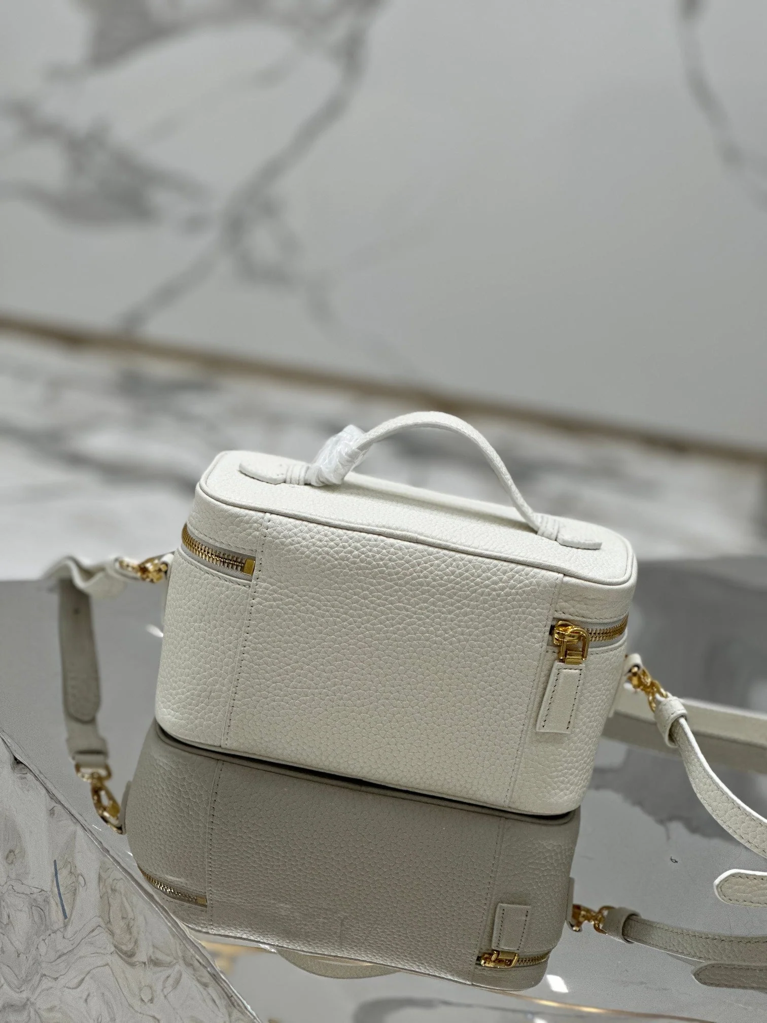 Prada VANITY CASE 18 IN WHITE GRAINED CALFSKIN GOLD HARDWARE