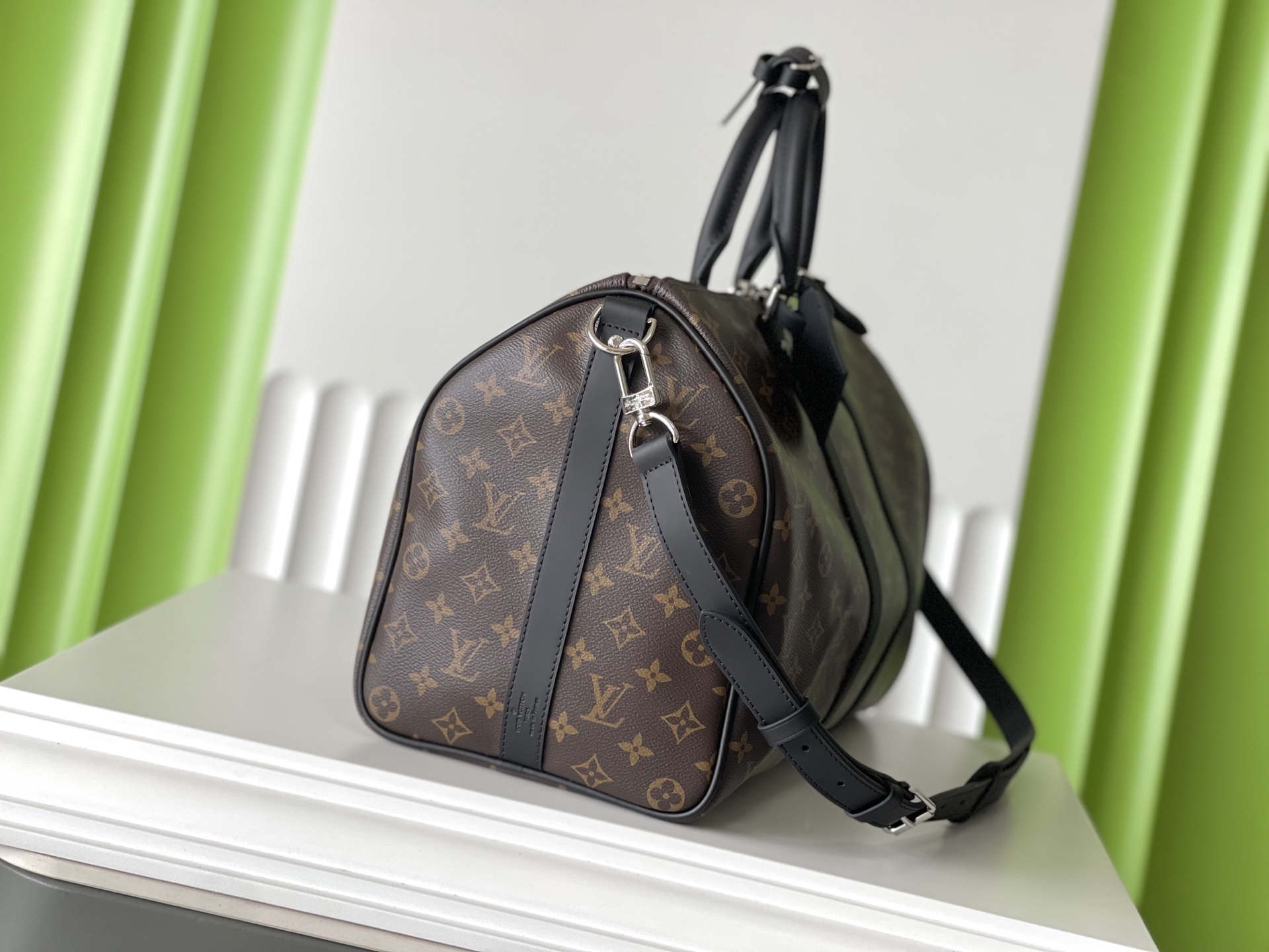 LV Men's Collection Bag M56711 iconic Keepall 45 Bandoulière