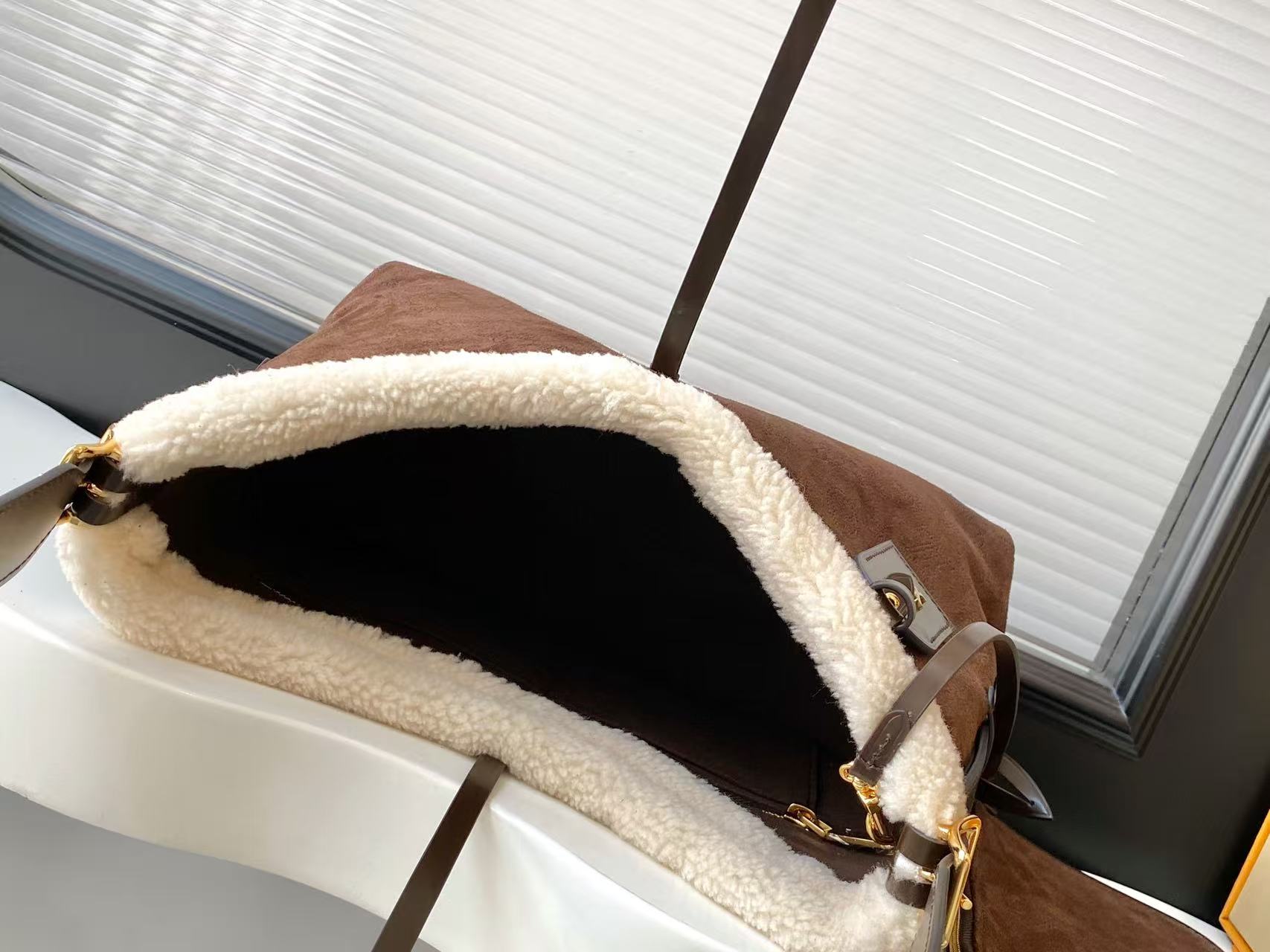 Louis Vuitton Ski Carry All Small Handbag