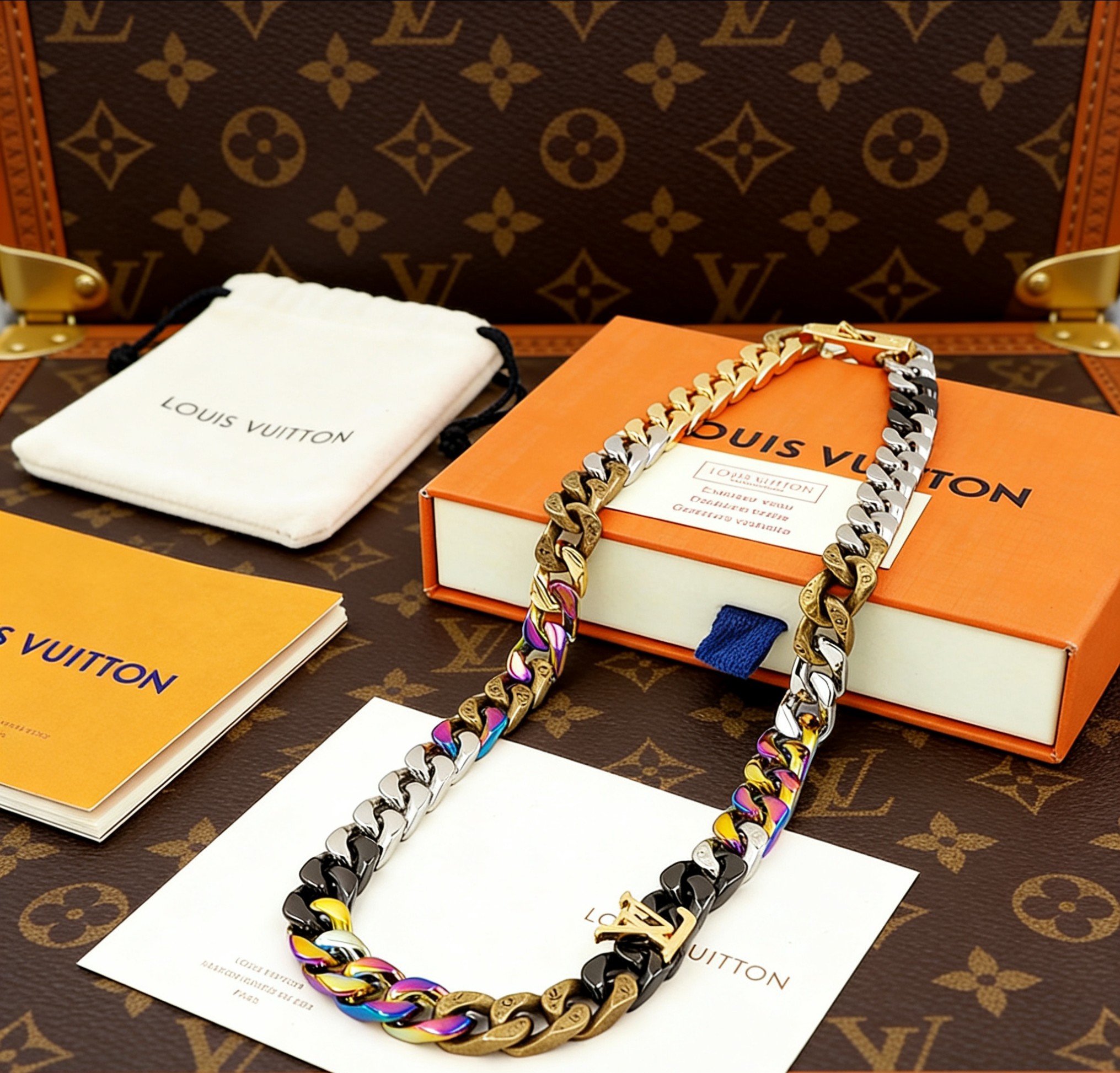 LV Men's Fashion Necklace 50cm