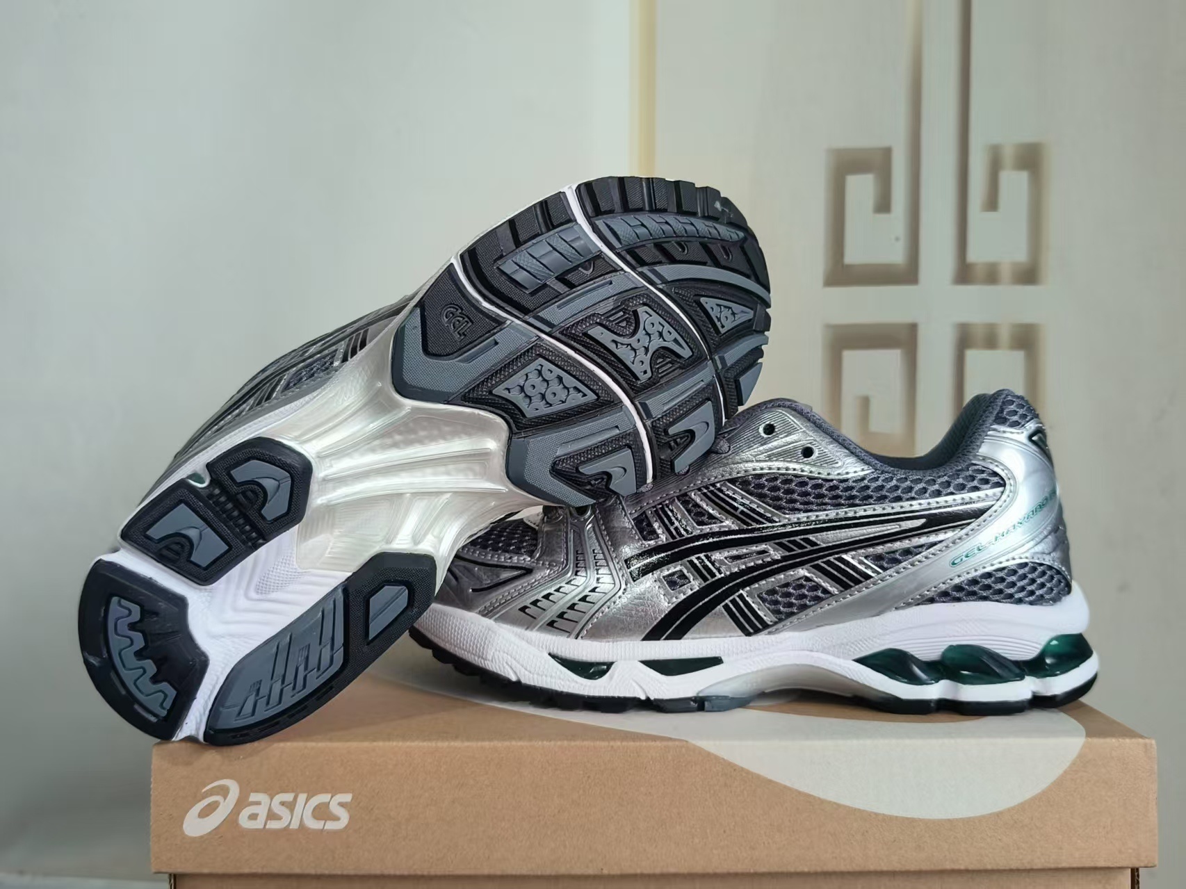 ASICS 1203A537-020 US Men's Sizes6 to 11 in half sizes Black Silver Green Shoes tianlong
