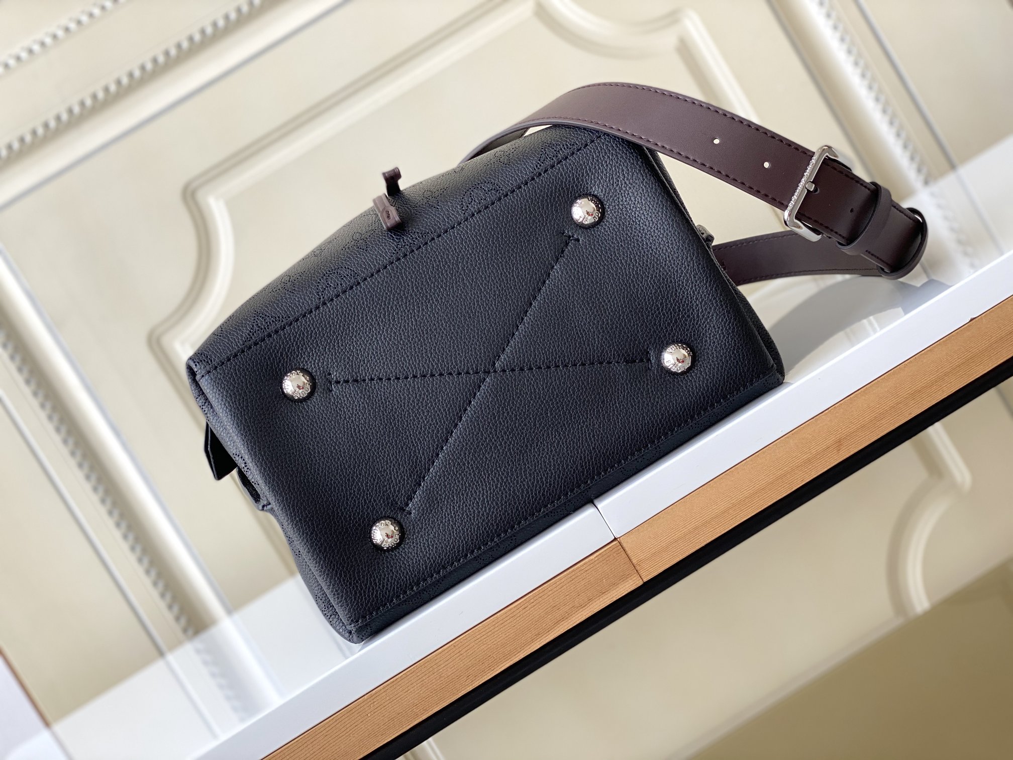 Louis Vuitton LV Muria M55800