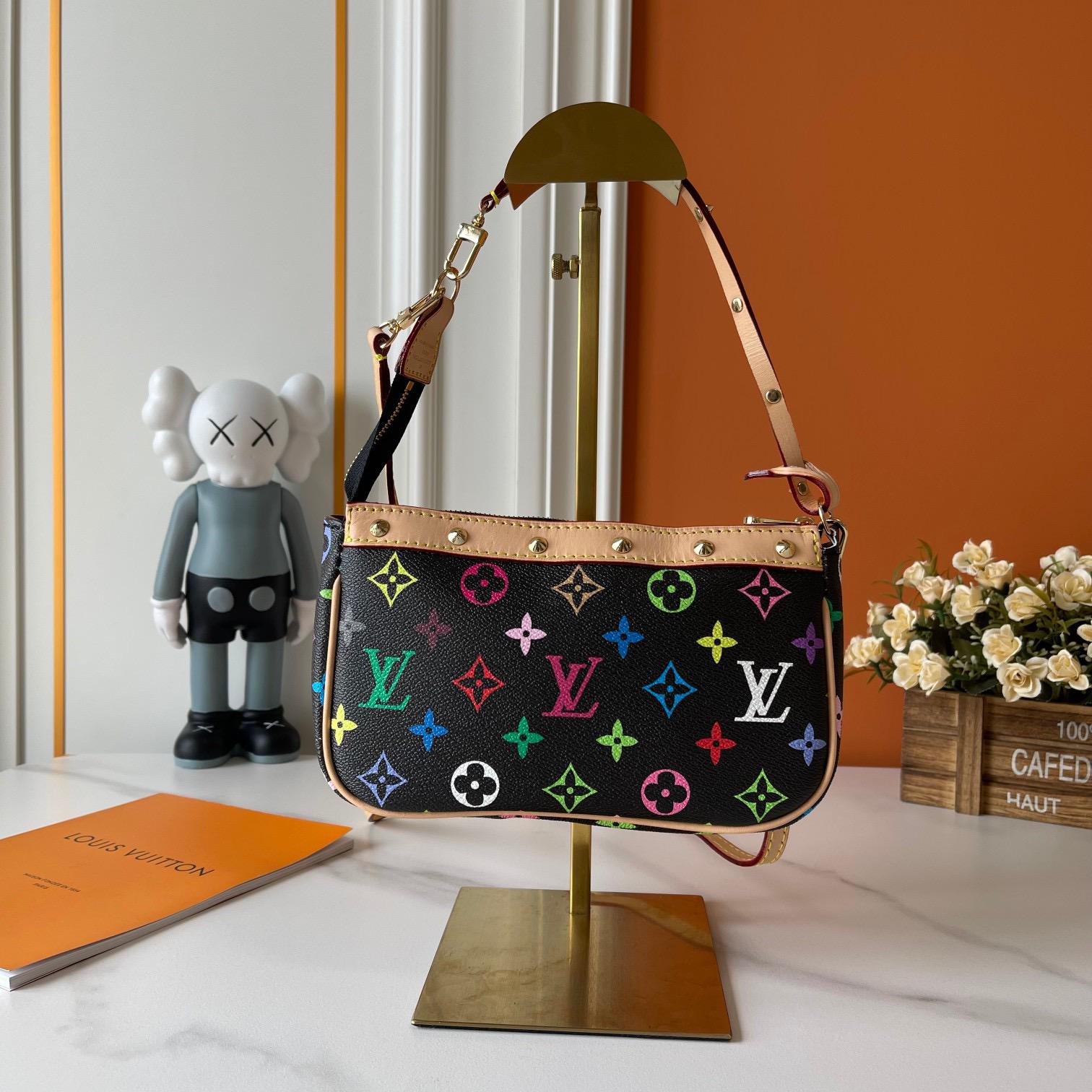 Louis Vuitton LV M92649 handbags