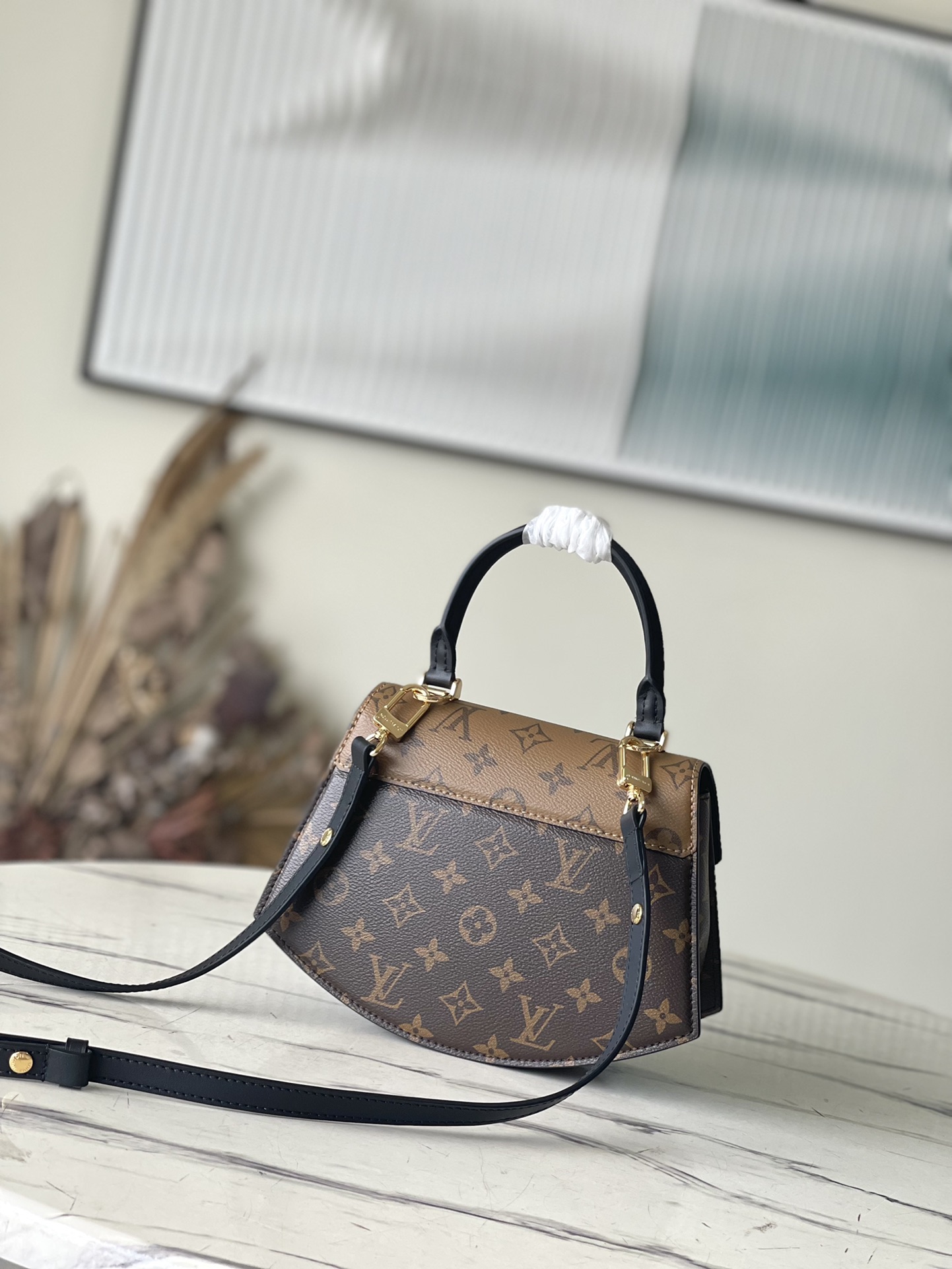 Louis Vuitton LV Tilsitt m46548