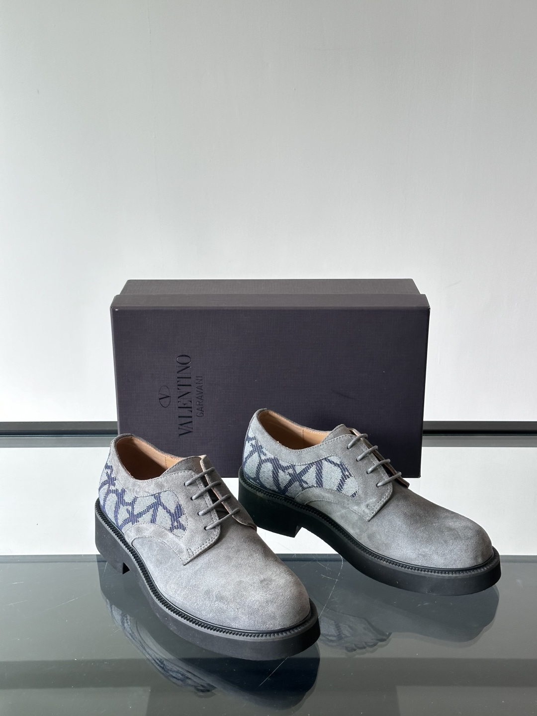Valentino Garavani Grey Suede Toile Iconographe Canvas Panel Derby Loafers Platform Shoes - KAIROO