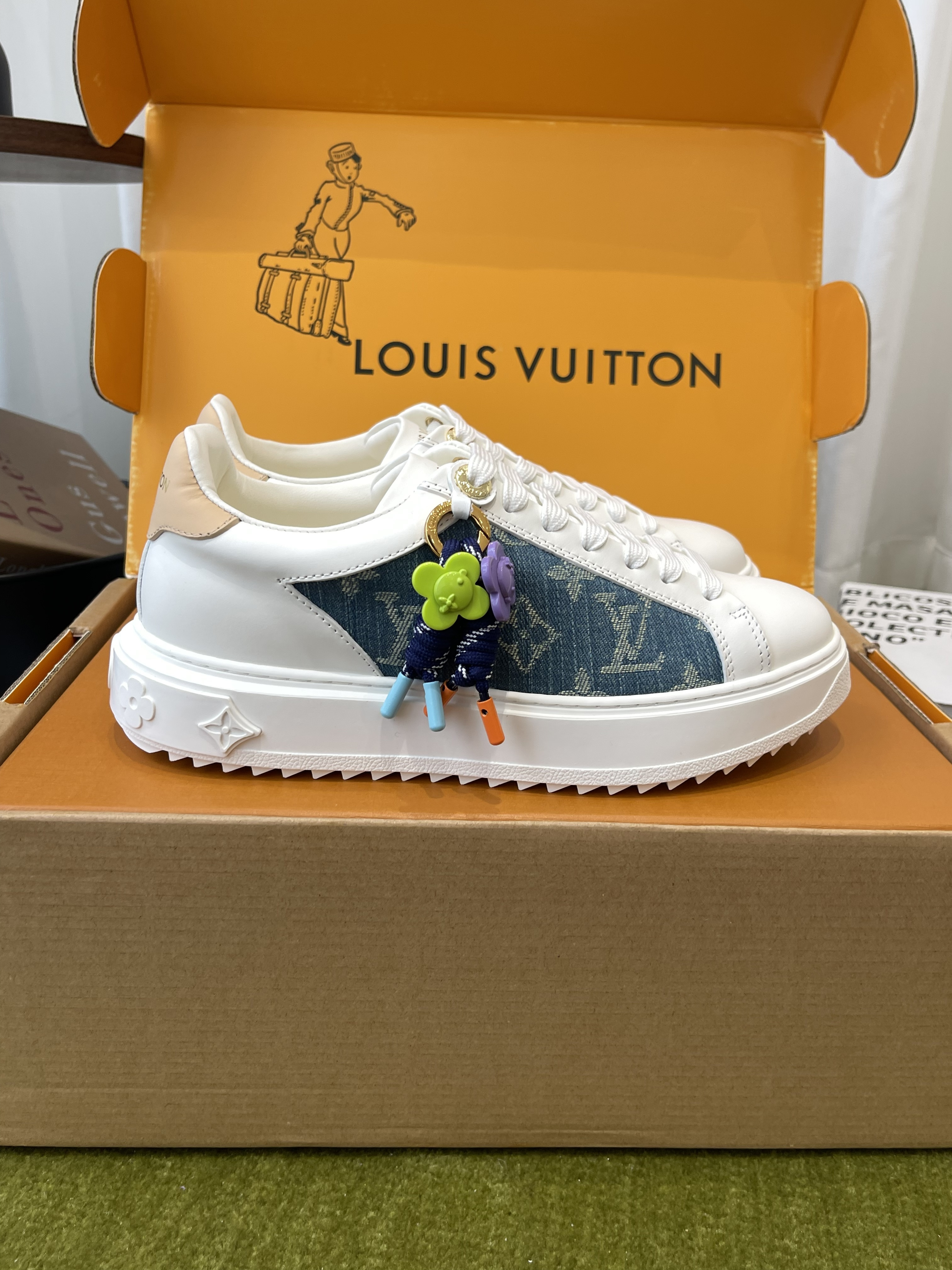 LV Women's Time Out Sneaker