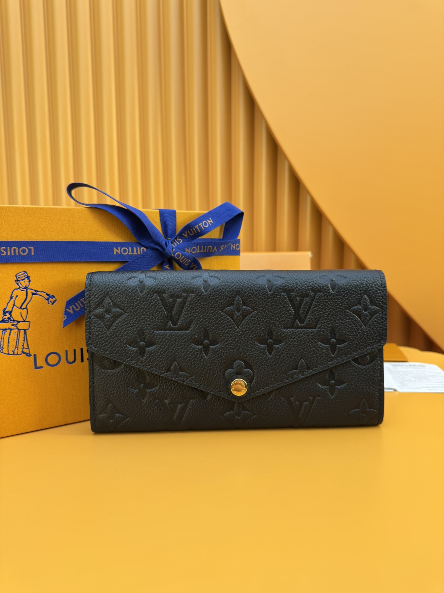 M82257 LV Canvas Sarah Wallet Black Monogram Empreinte Leather