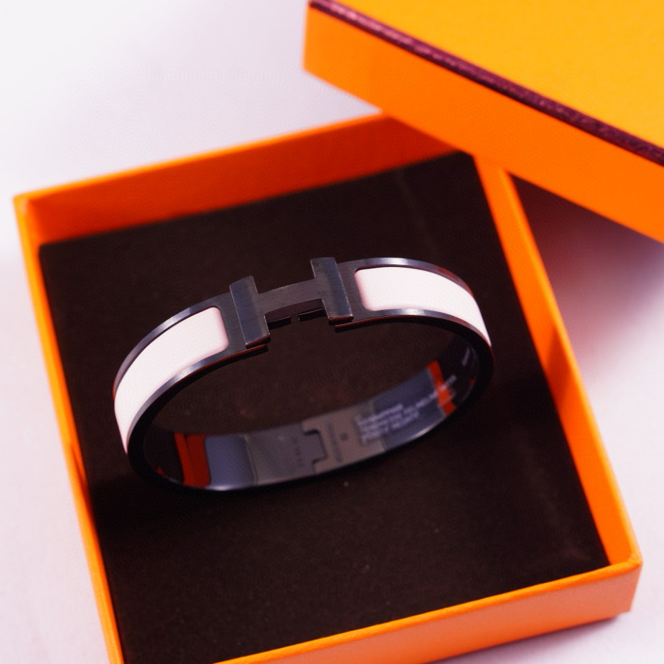 Hermes White Clic H Enamel Bracelet