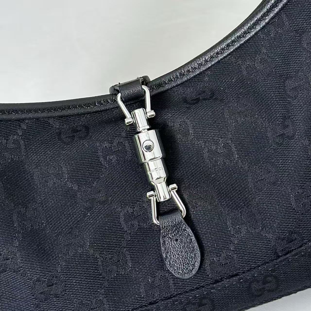 Gucci Jackie Slim small shoulder bag