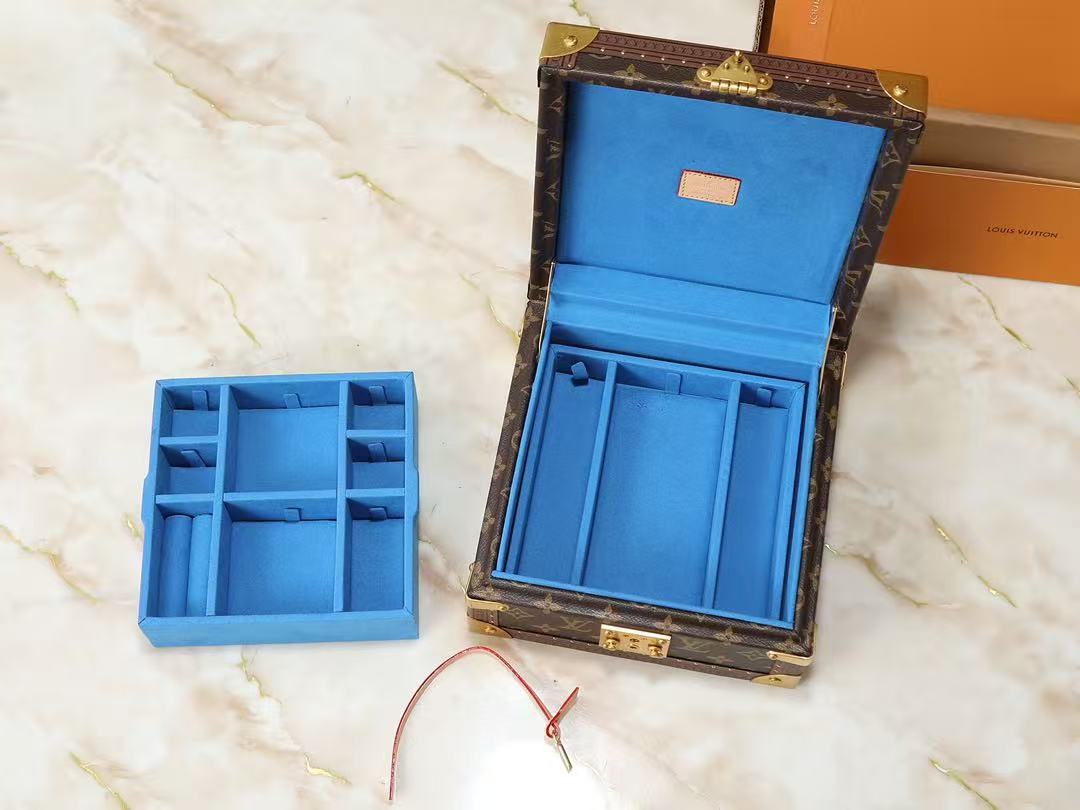 Louis Vuitton LV bags  jewelry trunk