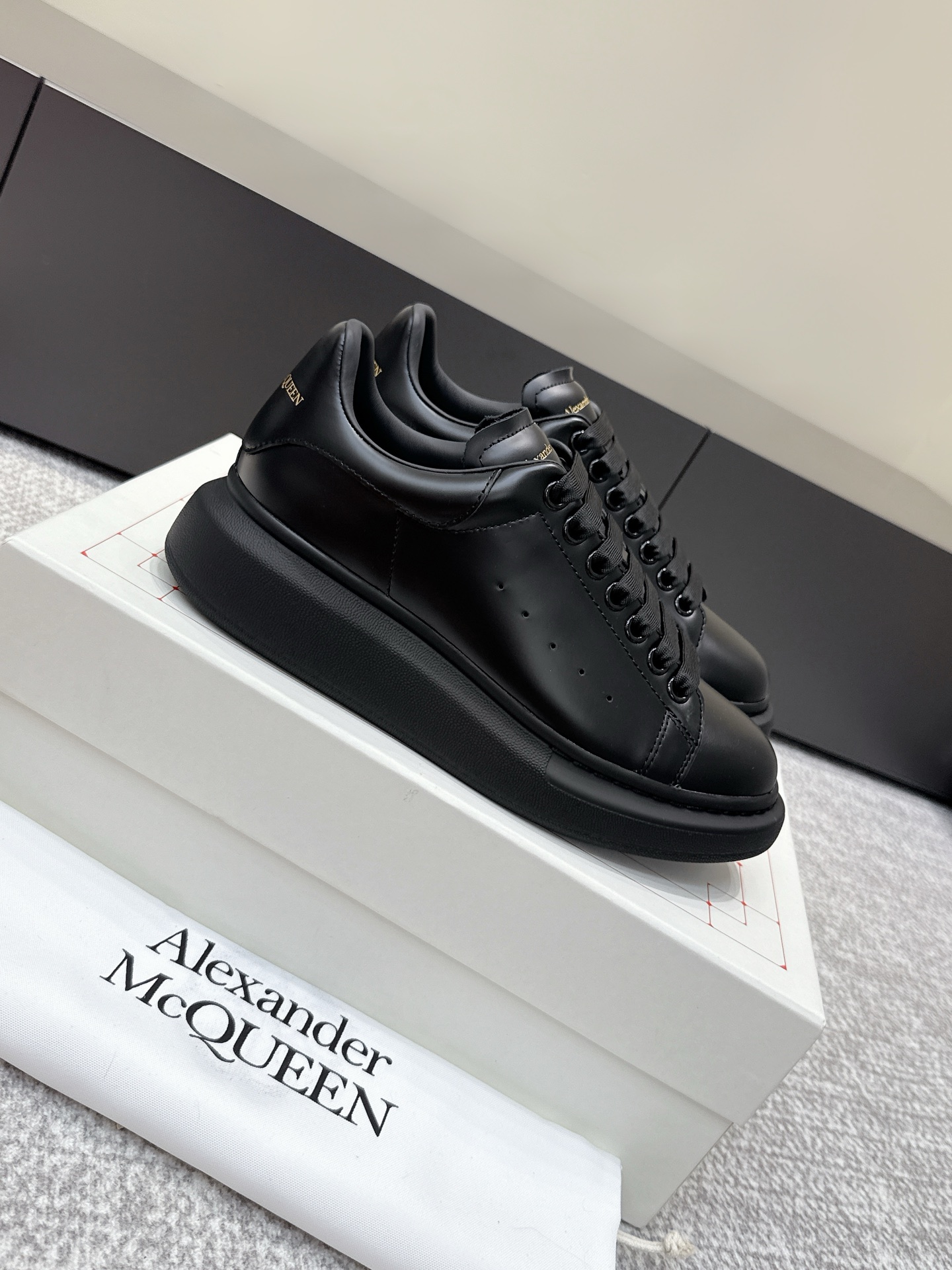 Alexander McQueen Oversized Unisex Sneaker