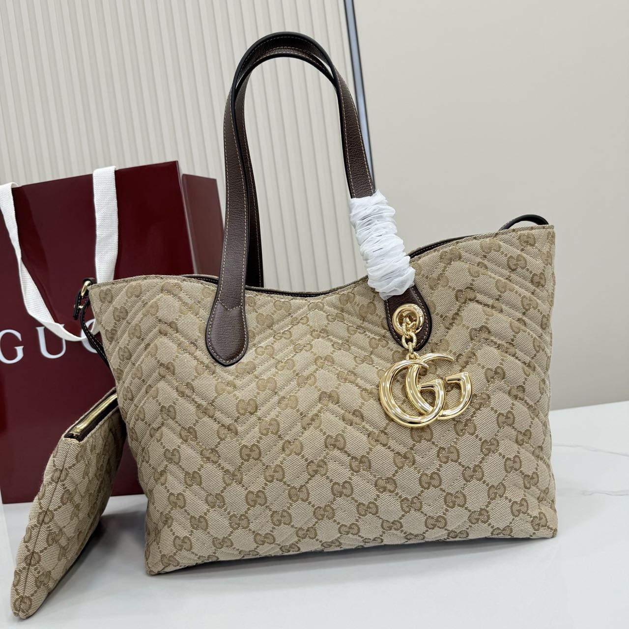 GUCCI GG Marmont medium tote bag
