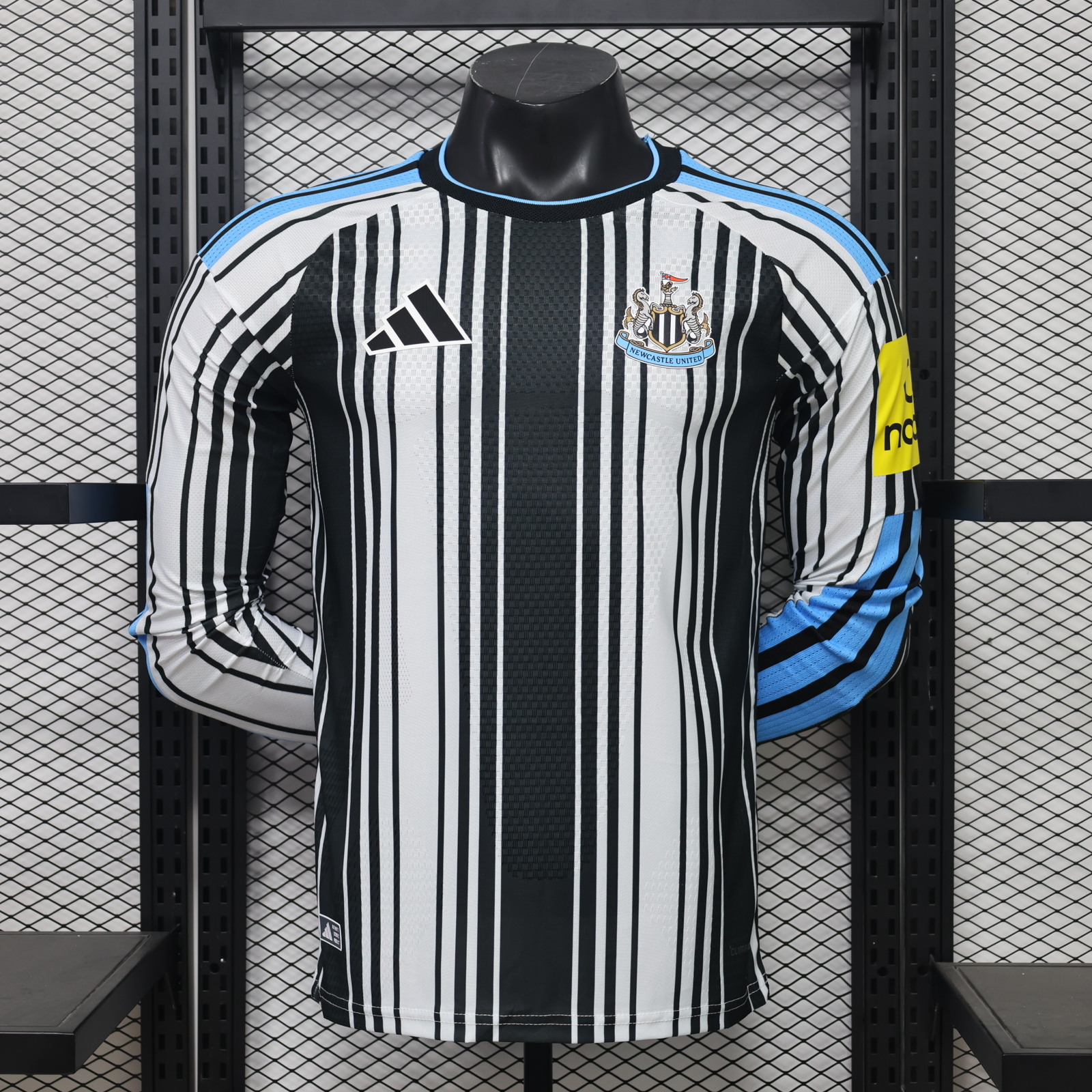 Newcastle United Home Long Sleeves Jersey Player version 26/27