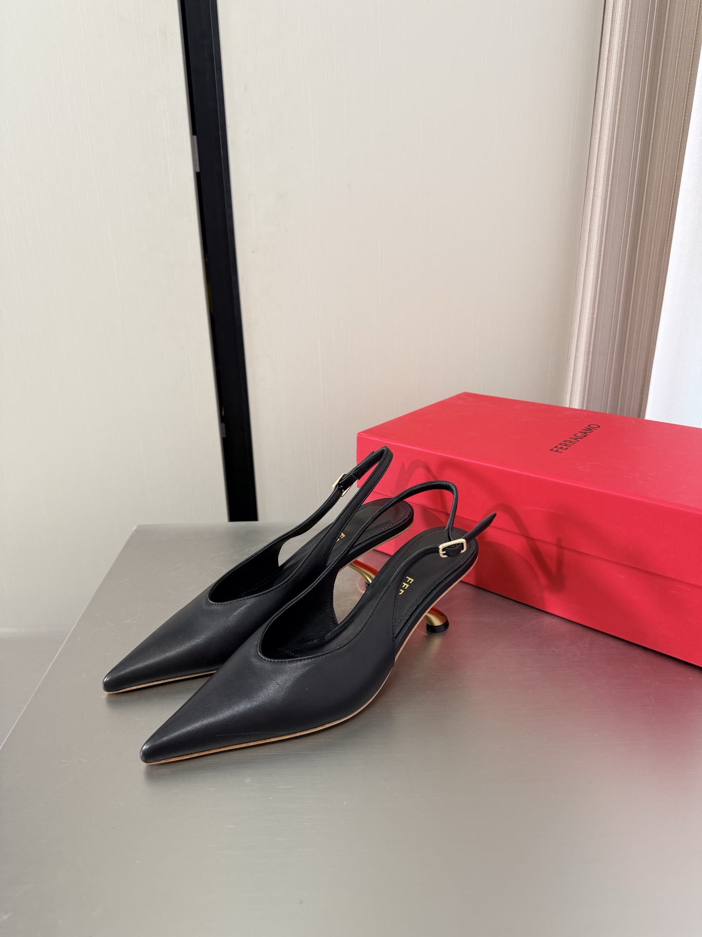 Ferragamo 2026 New Leather Slingback