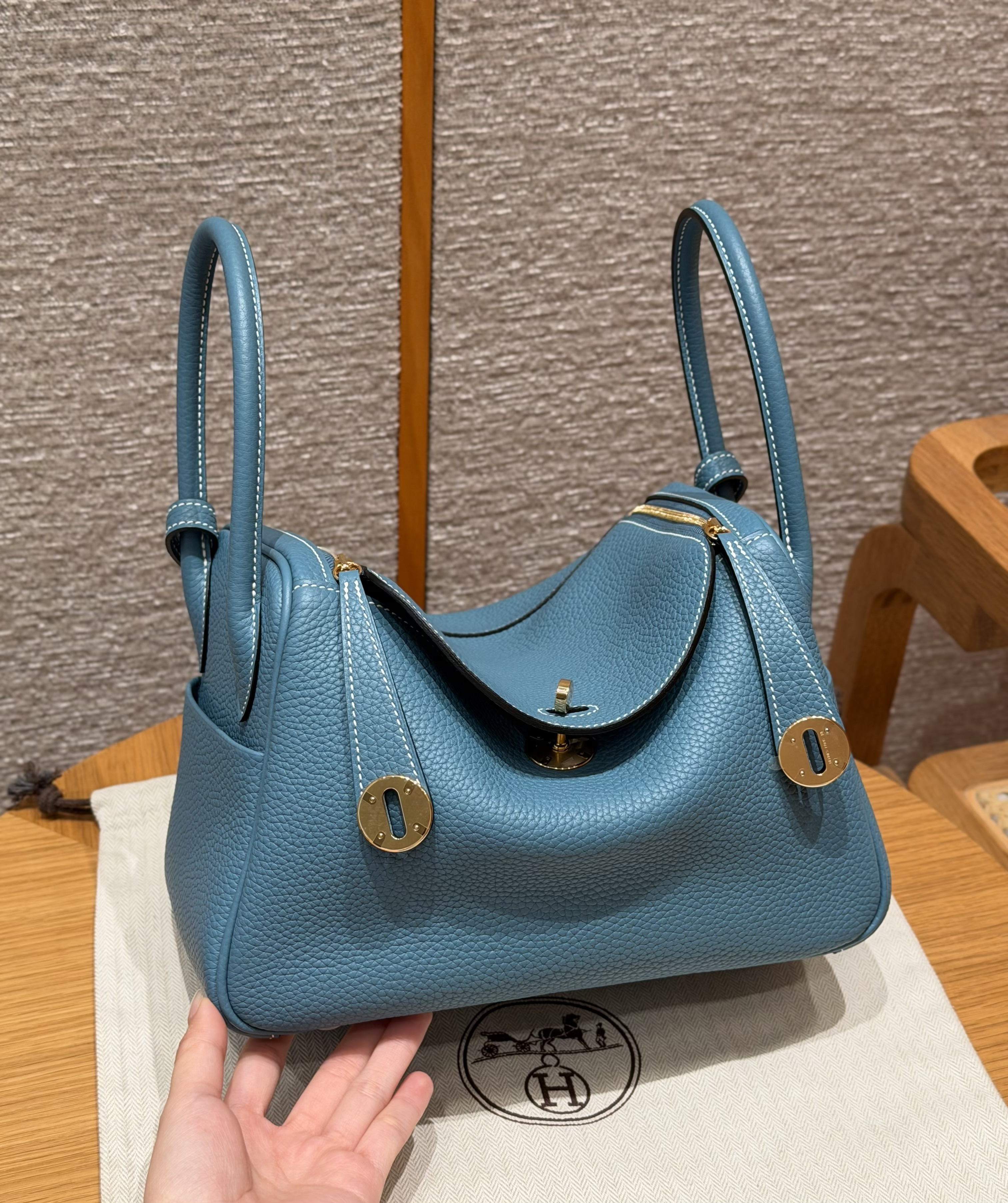 Hermes Blue JeanClemence Lindy 26