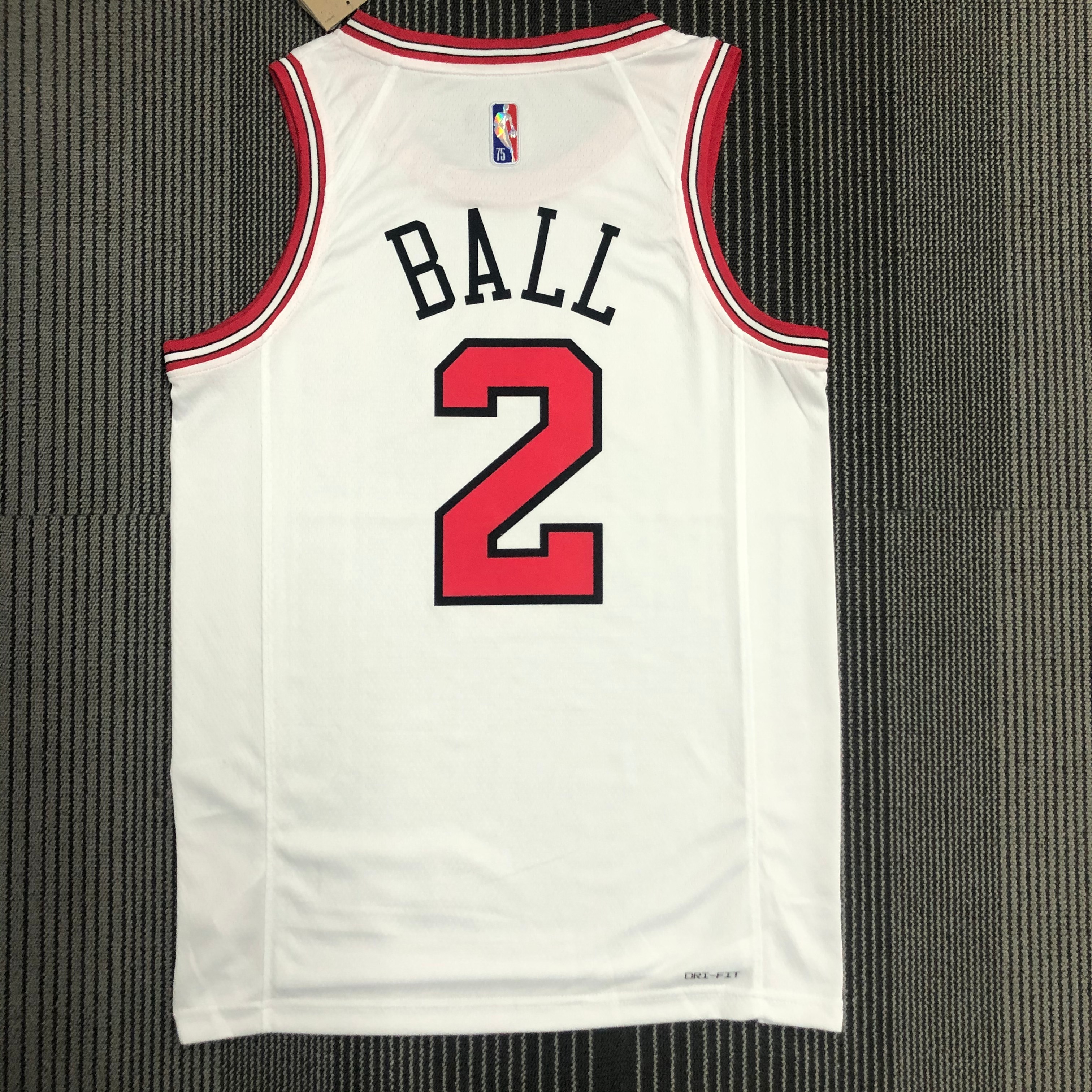 75th Anniversary Chicago Bulls White Edition No.2 Ball