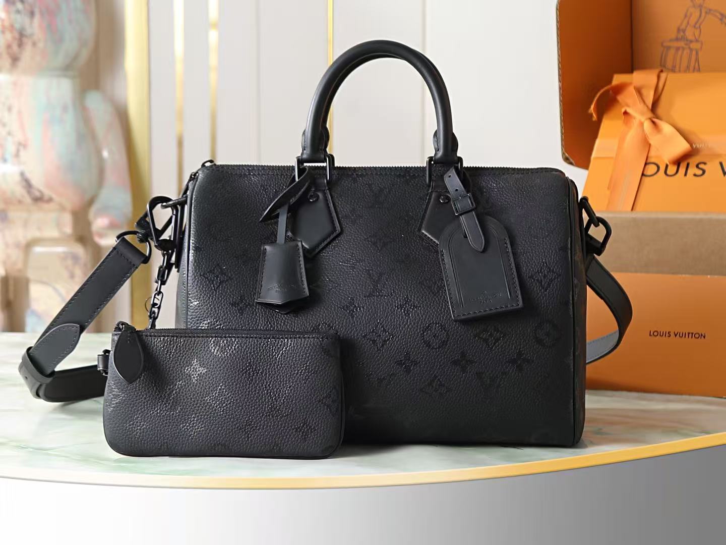 Louis Vuitton Speedy Bandouli è re 30 Monogram handbag