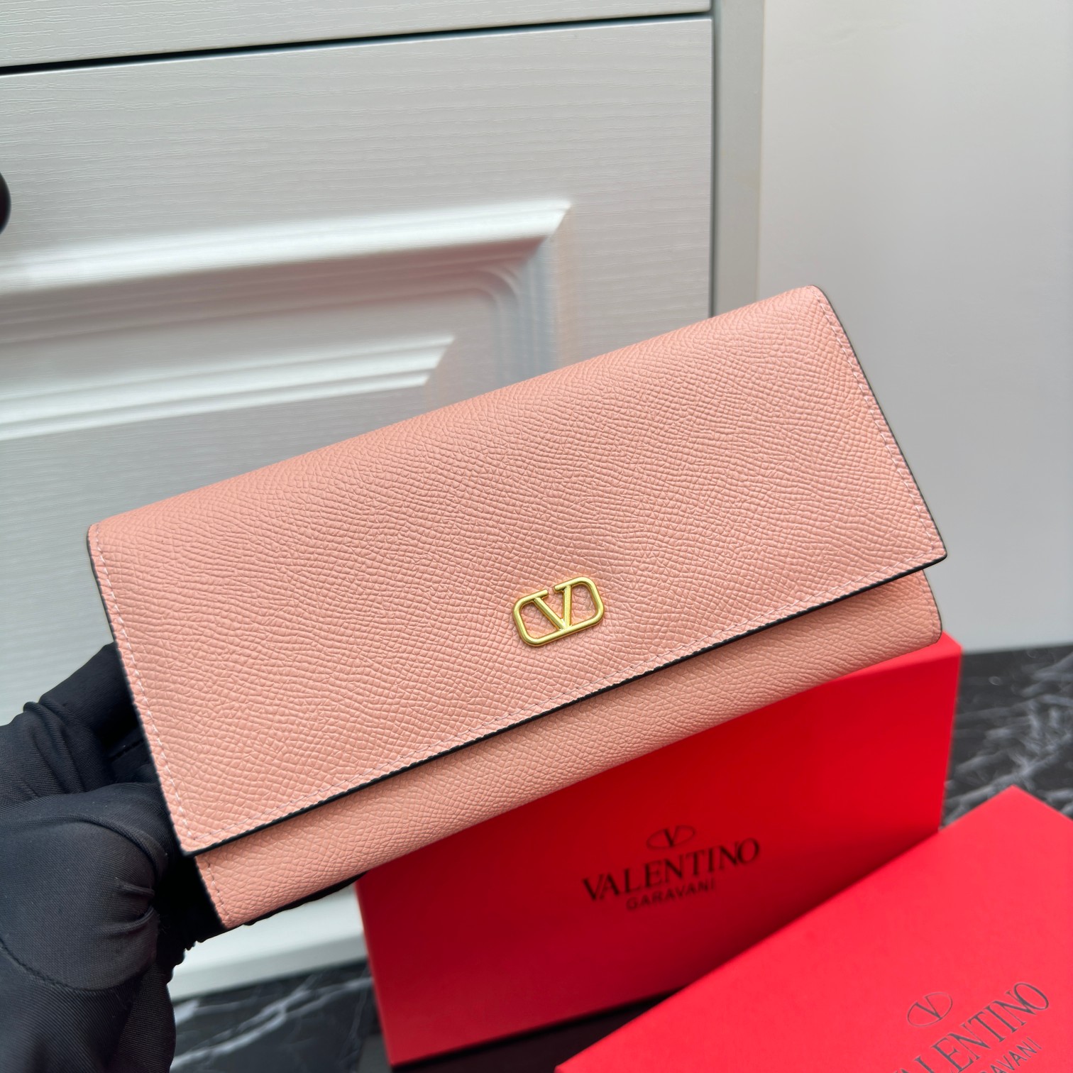 Valentino VLogo Signature Grained Leather Flap Continental Long Wallet - KAIROO