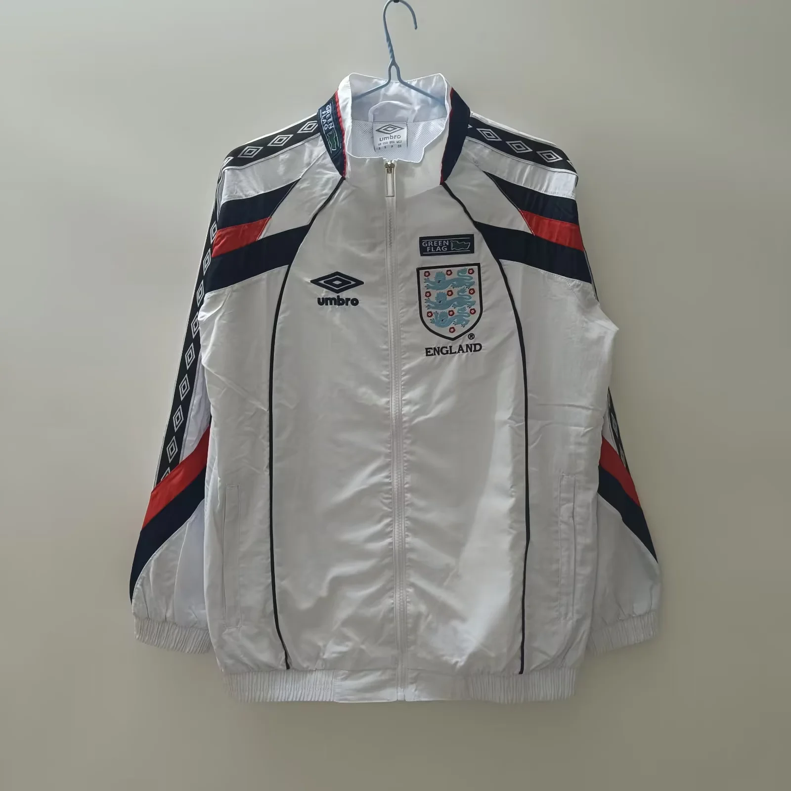 RETRO ENGLAND  WINDBREAKER