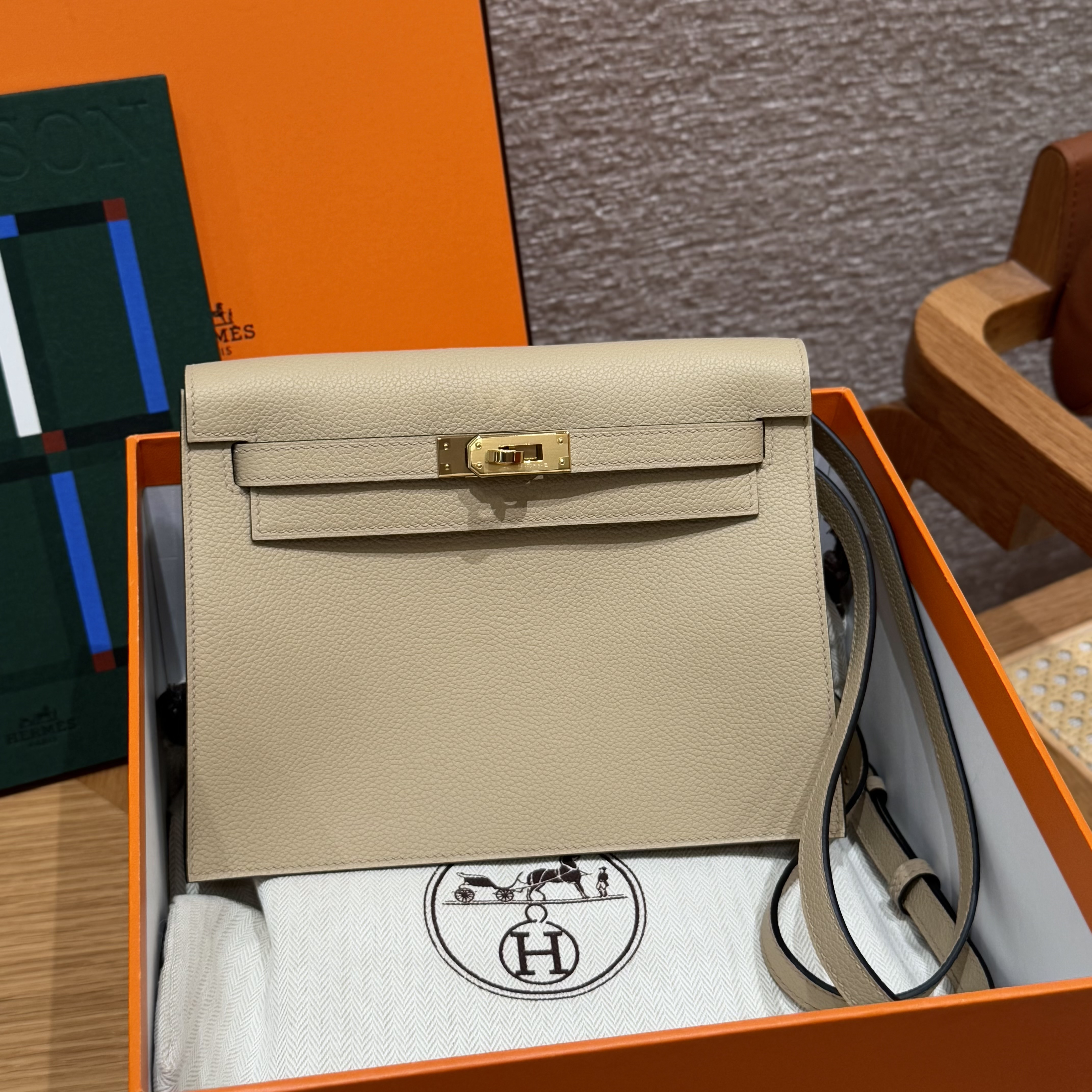 Hermes Trench Evercolor Kelly Danse II