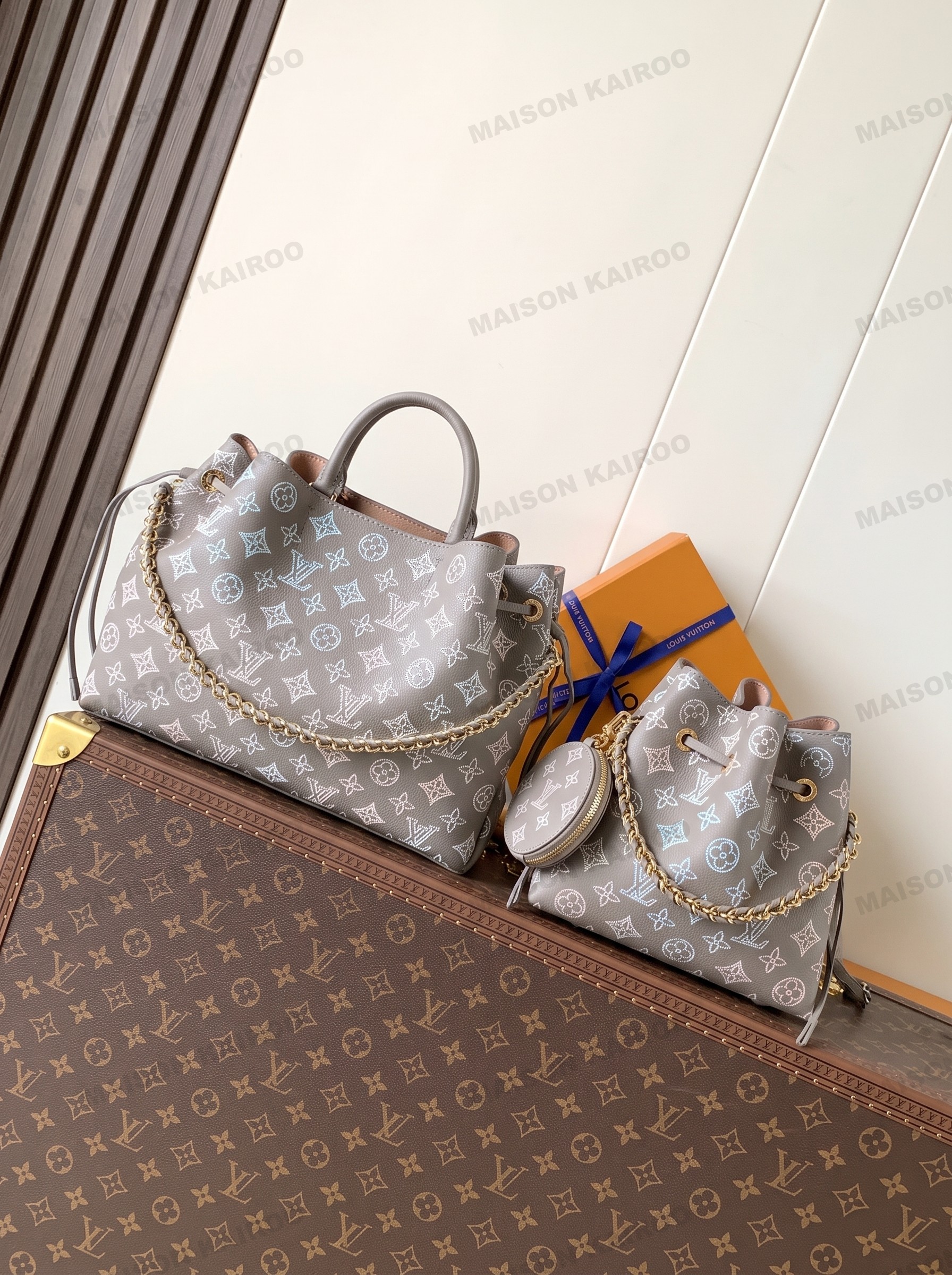 【10A】Louis Vuitton LV Mahina Bella Tote Taupe Gradient Perforated Monogram Leather Drawstring Bucket Bag - KAIROO