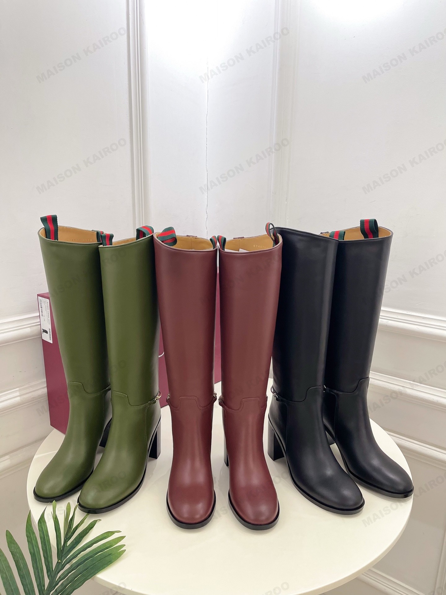 Gucci Horsebit Tall Chain Smooth Leather Knee High Block Heel Boots - KAIROO