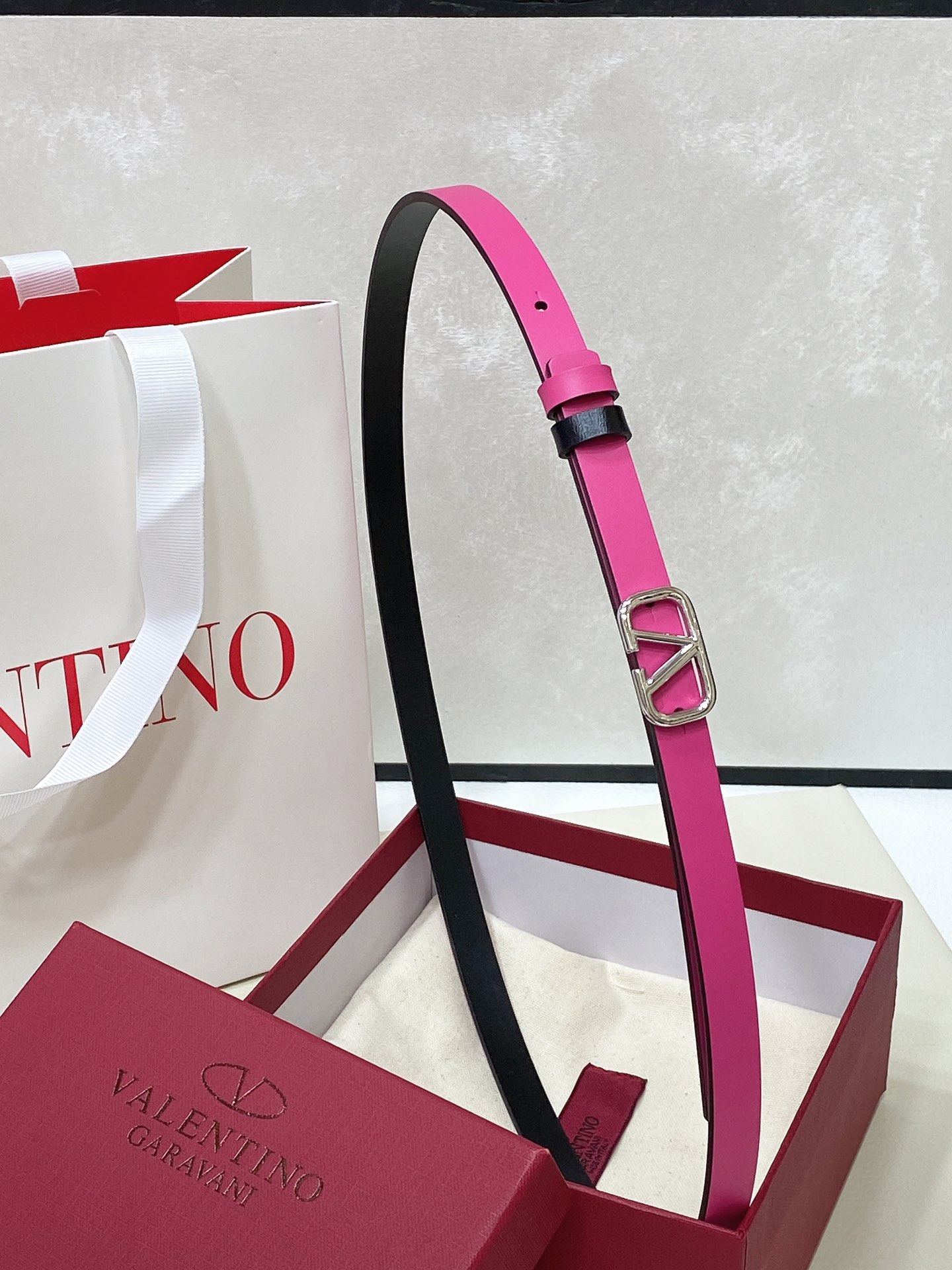 Valentino Mini Reversible Leather Belt 1cm