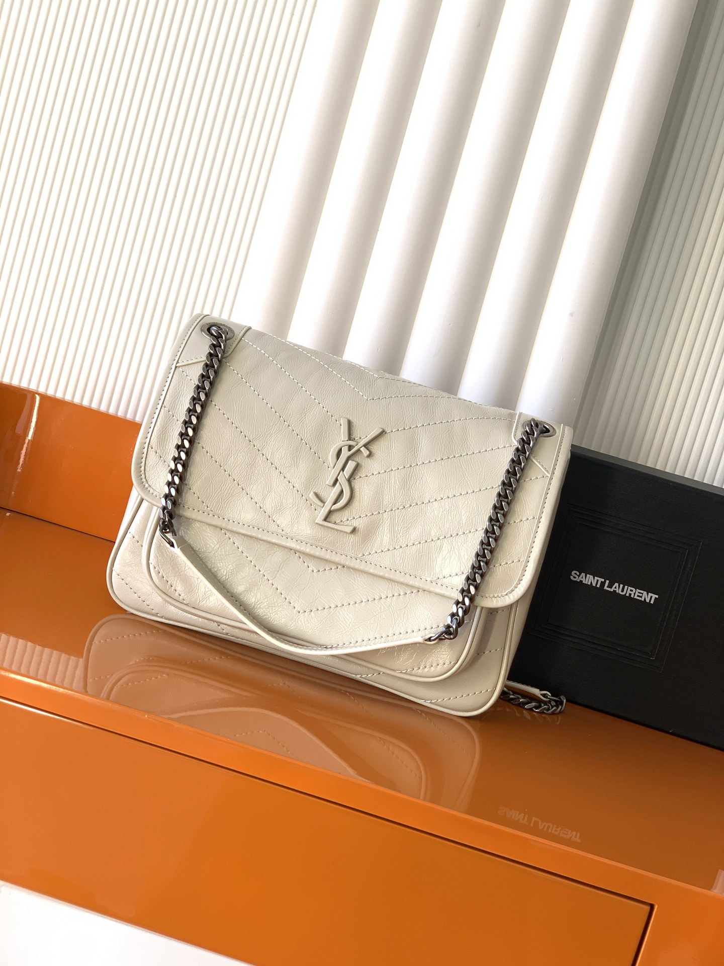 Saint Laurent White Vintage Leather Medium Niki Bag
