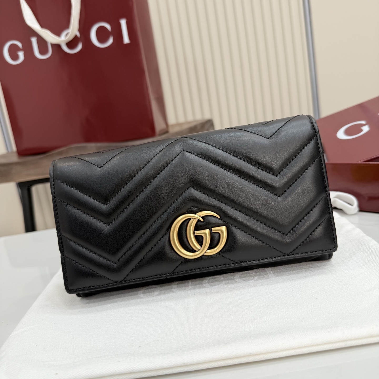 Gucci GG Marmont continental wallet 443436