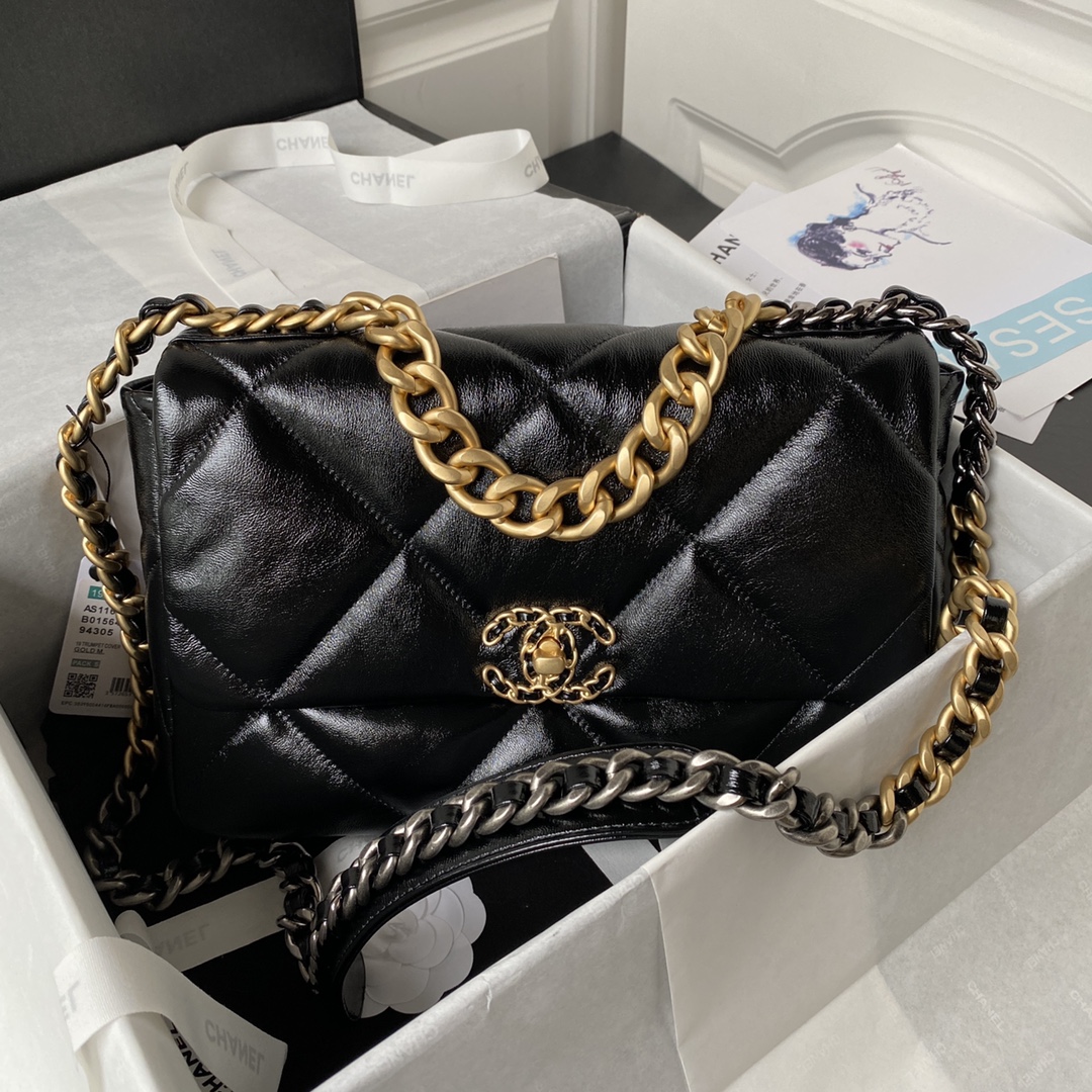 Chanel 19 Large Handbag in Black Shiny Lambskin