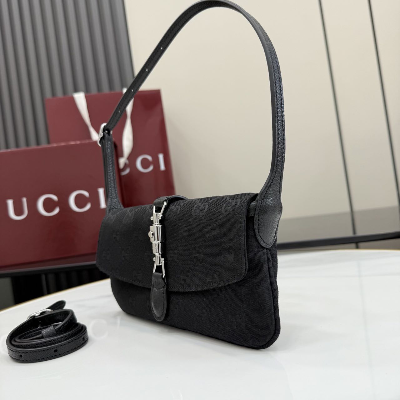 Gucci Jackie small shoulder bag